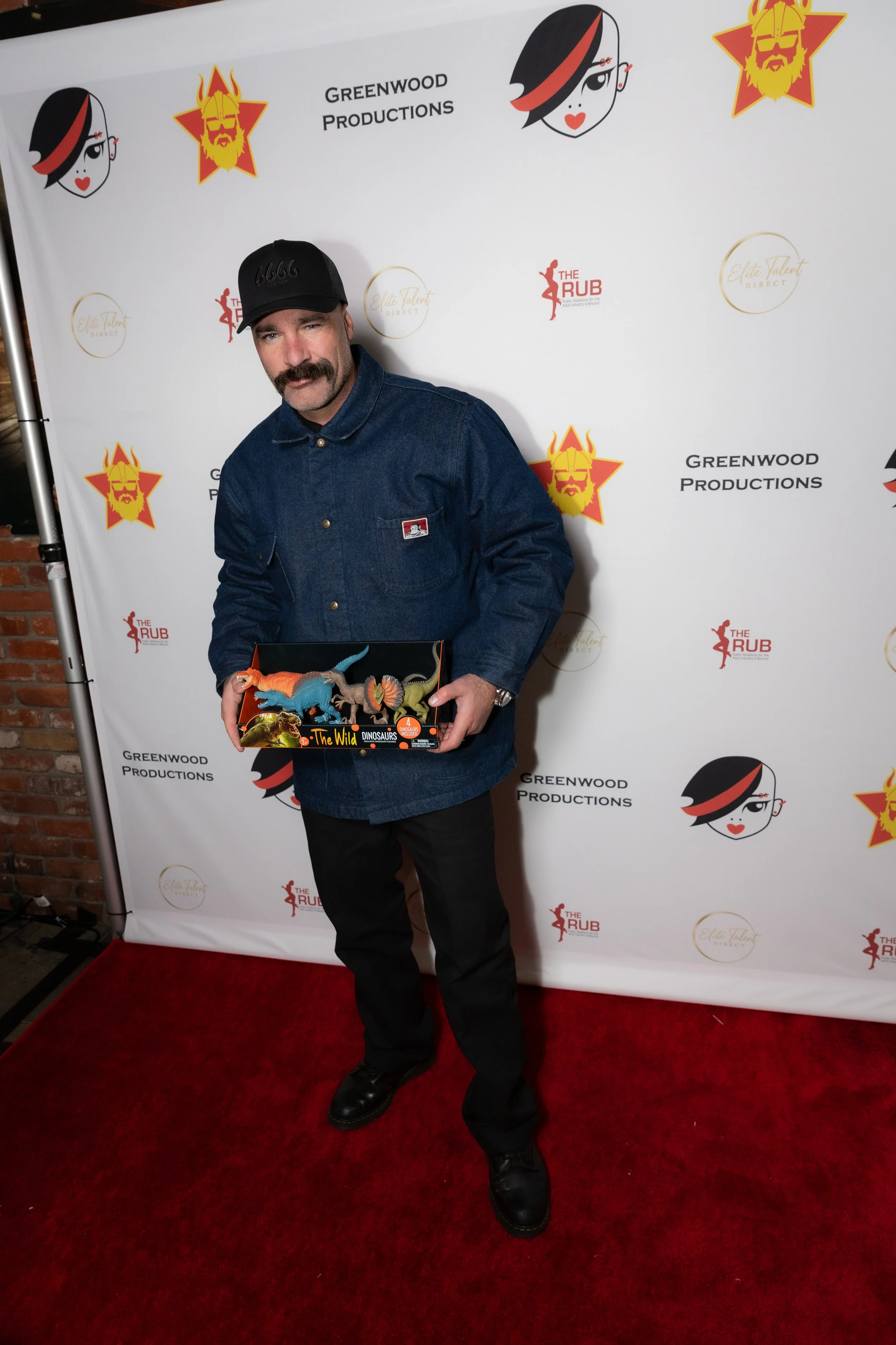 Ivantoy (111 of 175).jpg