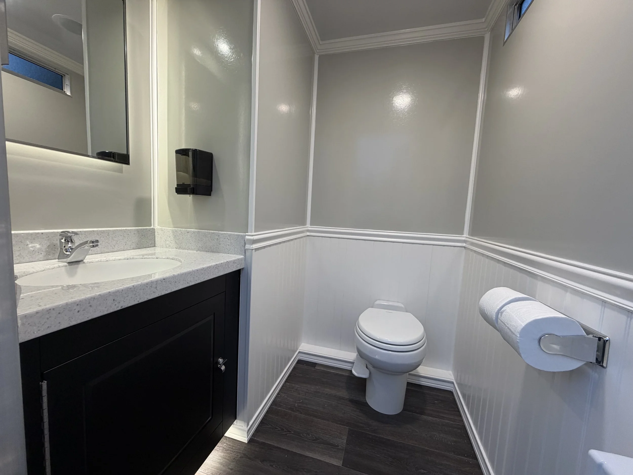 wedding-restroom-trailer-surrey-bc.jpeg