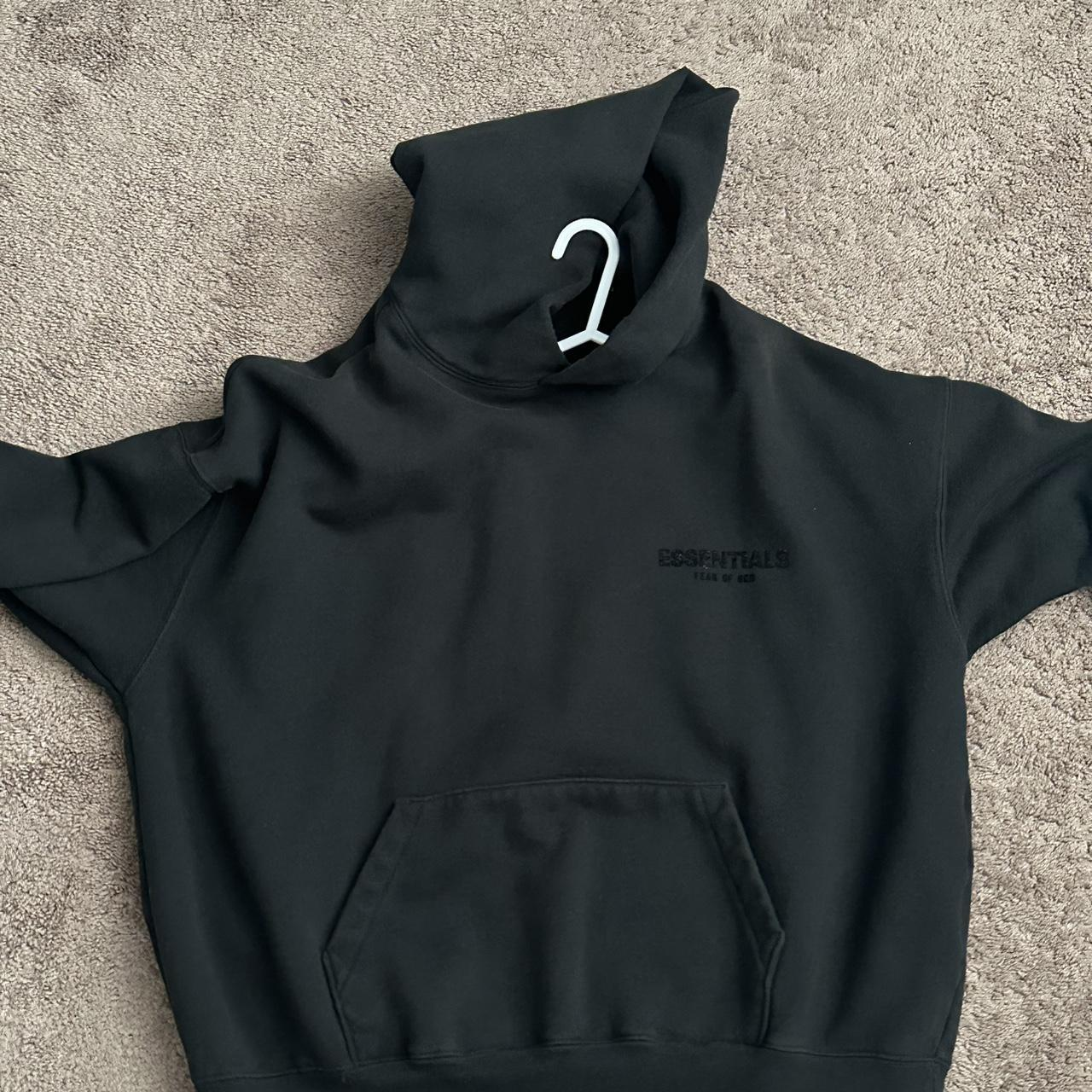 Essential Hoodie (Black)