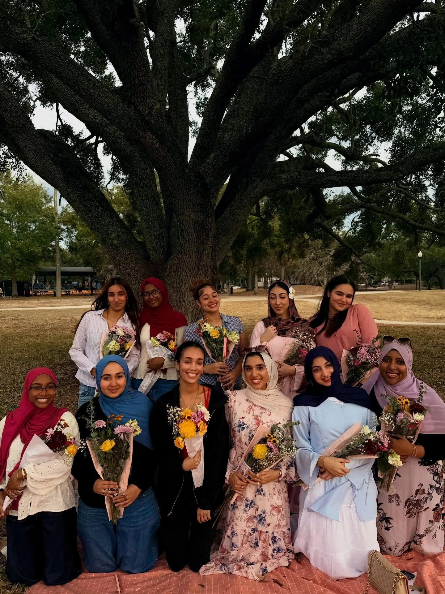 Heart is so full 🥹🩷

Petals &amp; Gals truly felt like answered prayers.

To have the honor of gathering, creating bouquets, laughing, and simply being present with women who value softness and sisterhood&hellip; it means more than I can put into w
