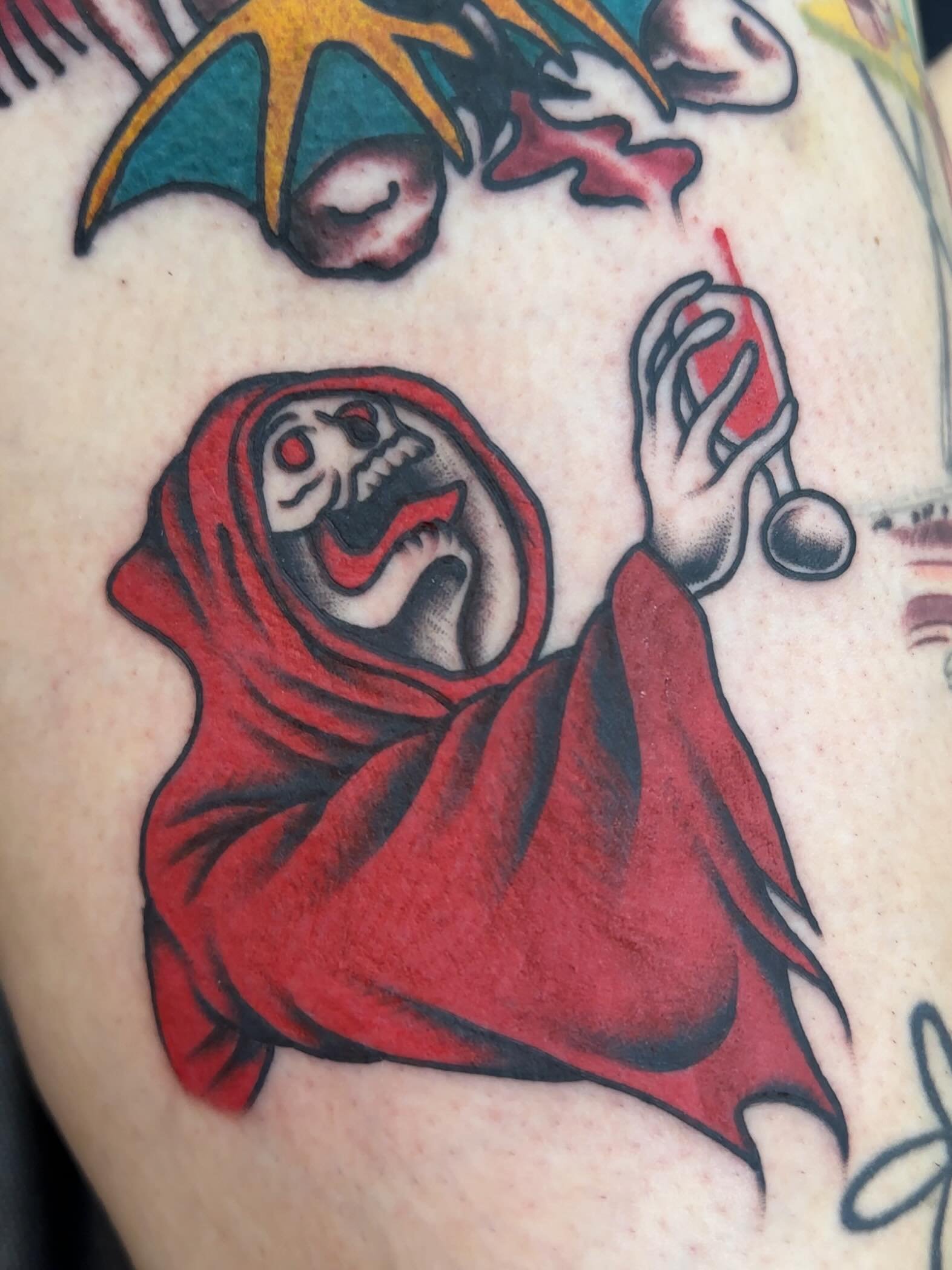 Taking appointments and walk-ins now at @luckydollartattooparlor
Click the link in my bio to book
I take credit/debit cards
Full day: $1100 
Half day: $660
10% discount when paying with cash.

Shop minimum is $100, I also do smaller sessions/pieces, 