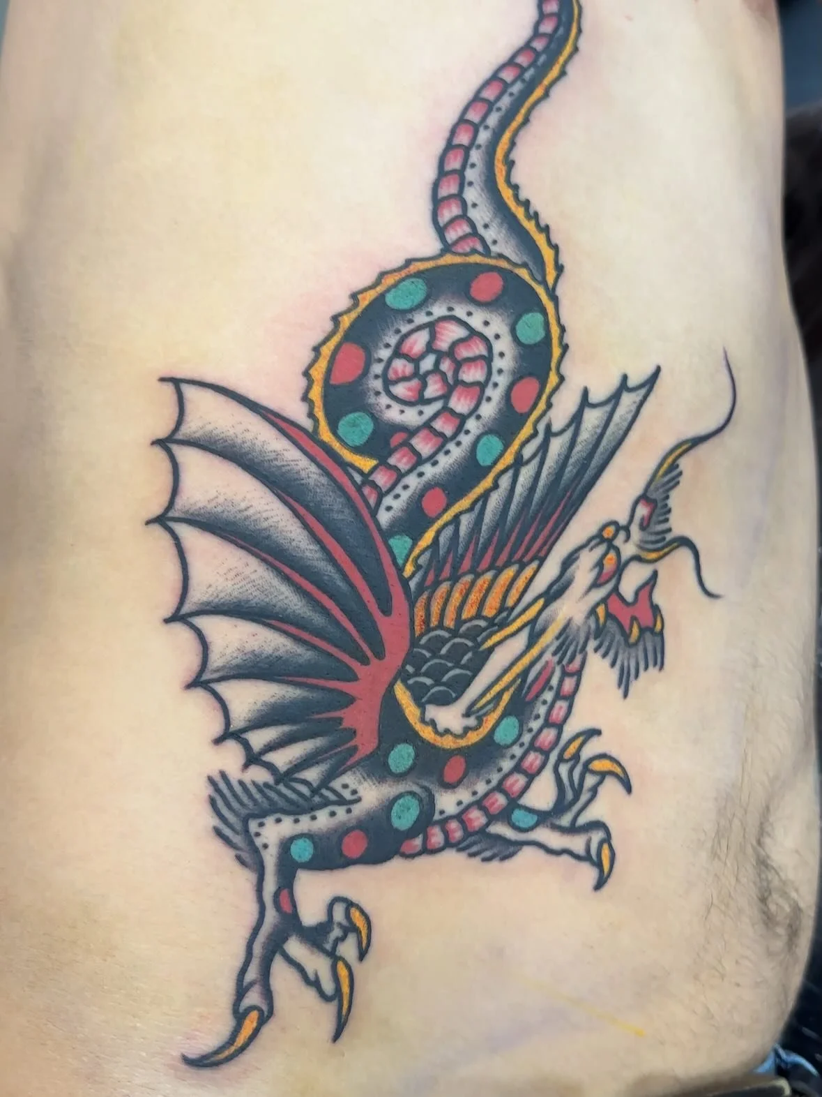 Taking appointments and walk-ins now at @luckydollartattooparlor
Click the link in my bio to book
I take credit/debit cards
Full day: $1100 
Half day: $660
10% discount when paying with cash.

Shop minimum is $100, I also do smaller sessions/pieces, 