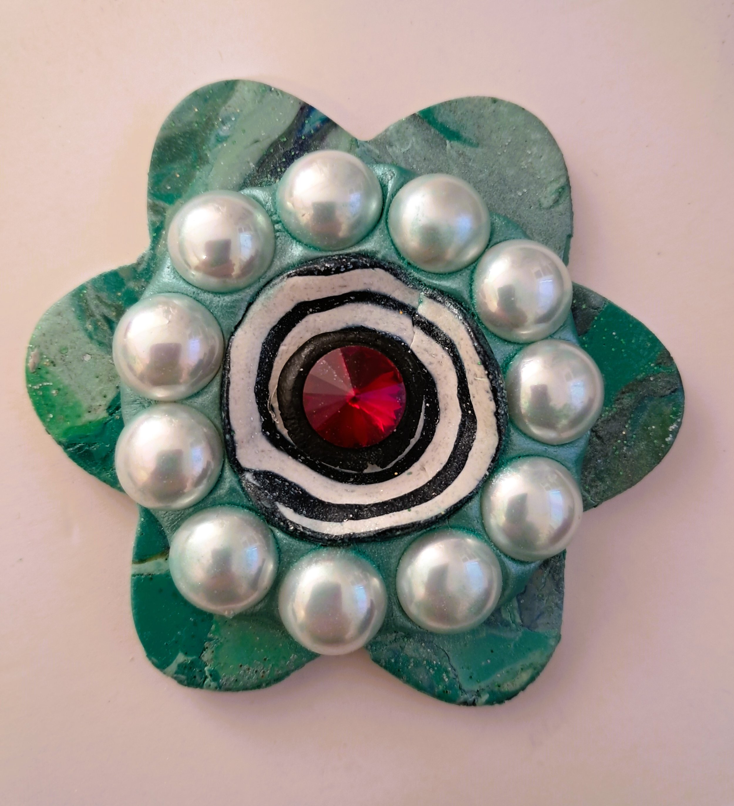 pearl circle brooch max.jpg