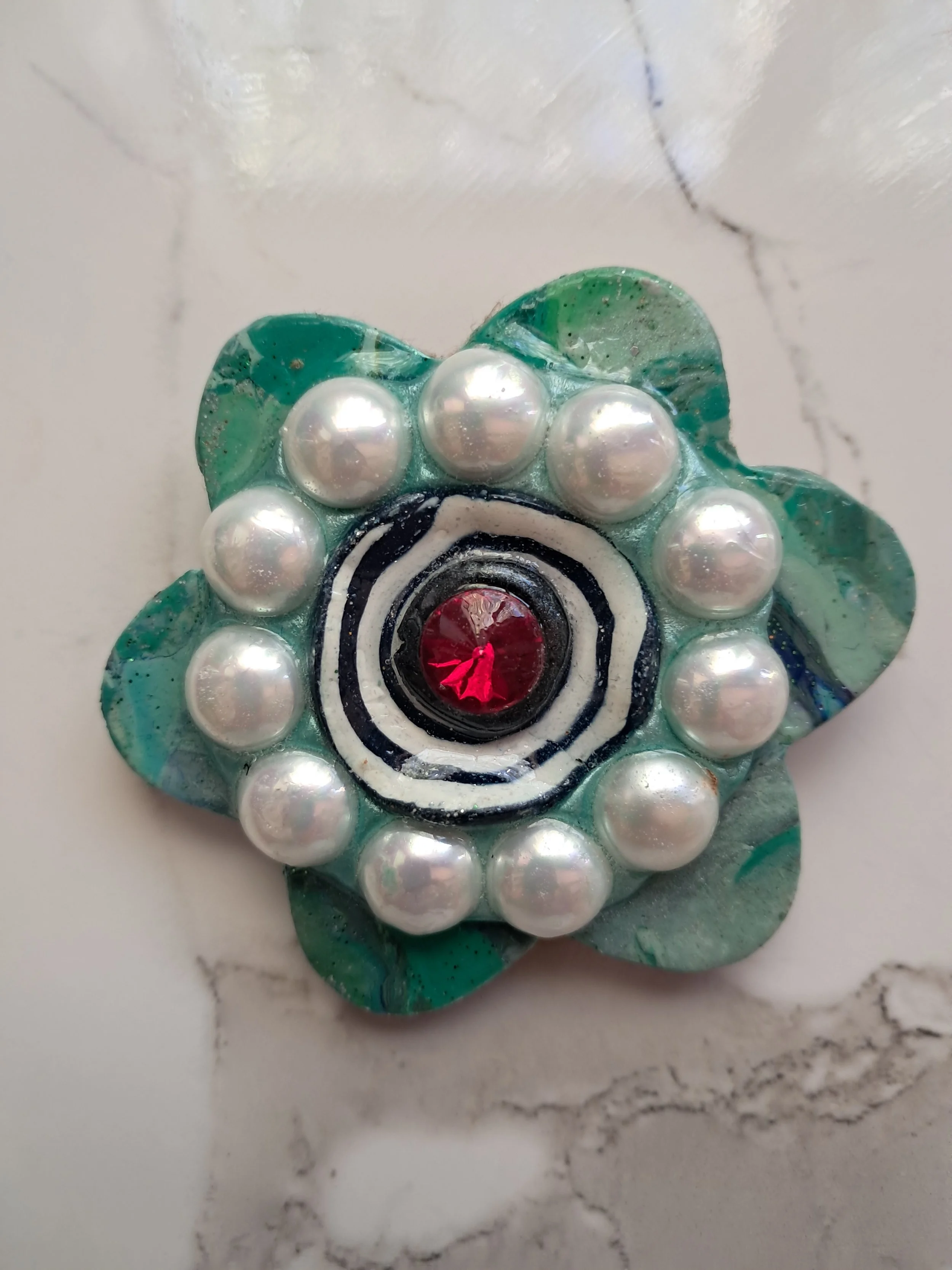 pearl circle brooch marble.jpg