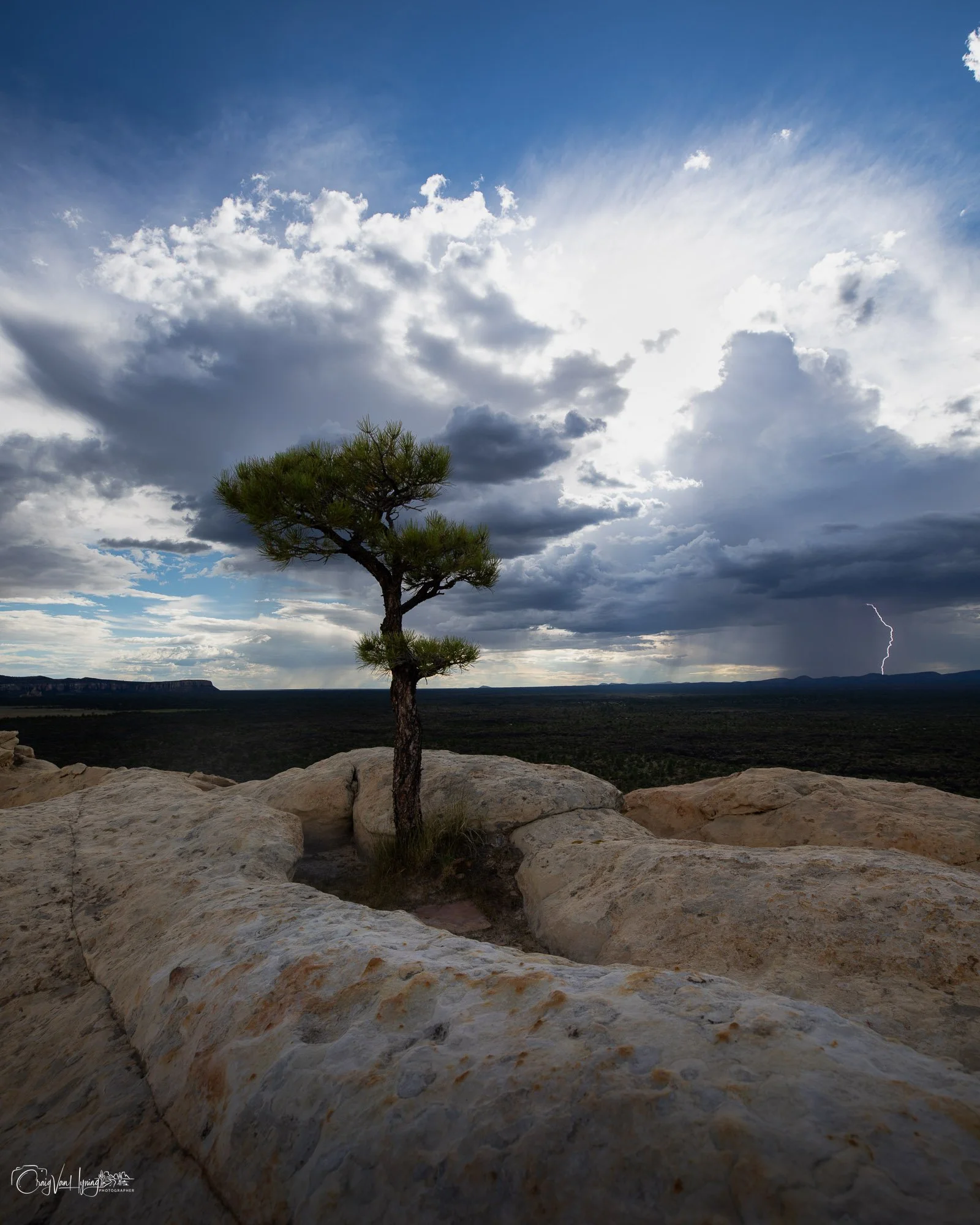 Sandstone Bluff Streak of Light