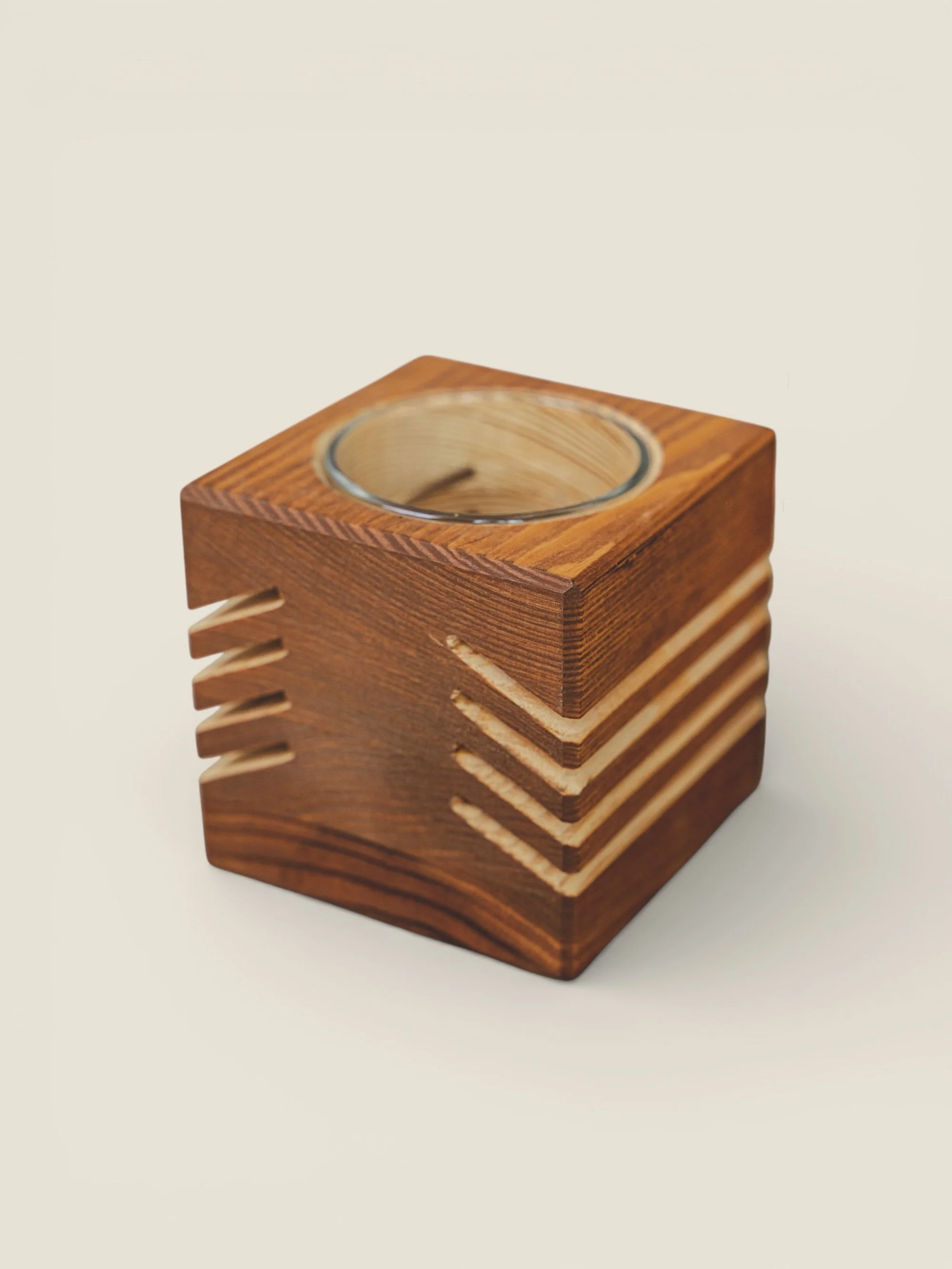 Teelicht Würfel aus Holz