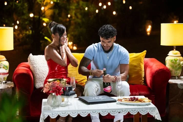 Love Island USA's Amaya and Bryan Make Their Relationship Exclusive During Last Date in Season 7 Finale