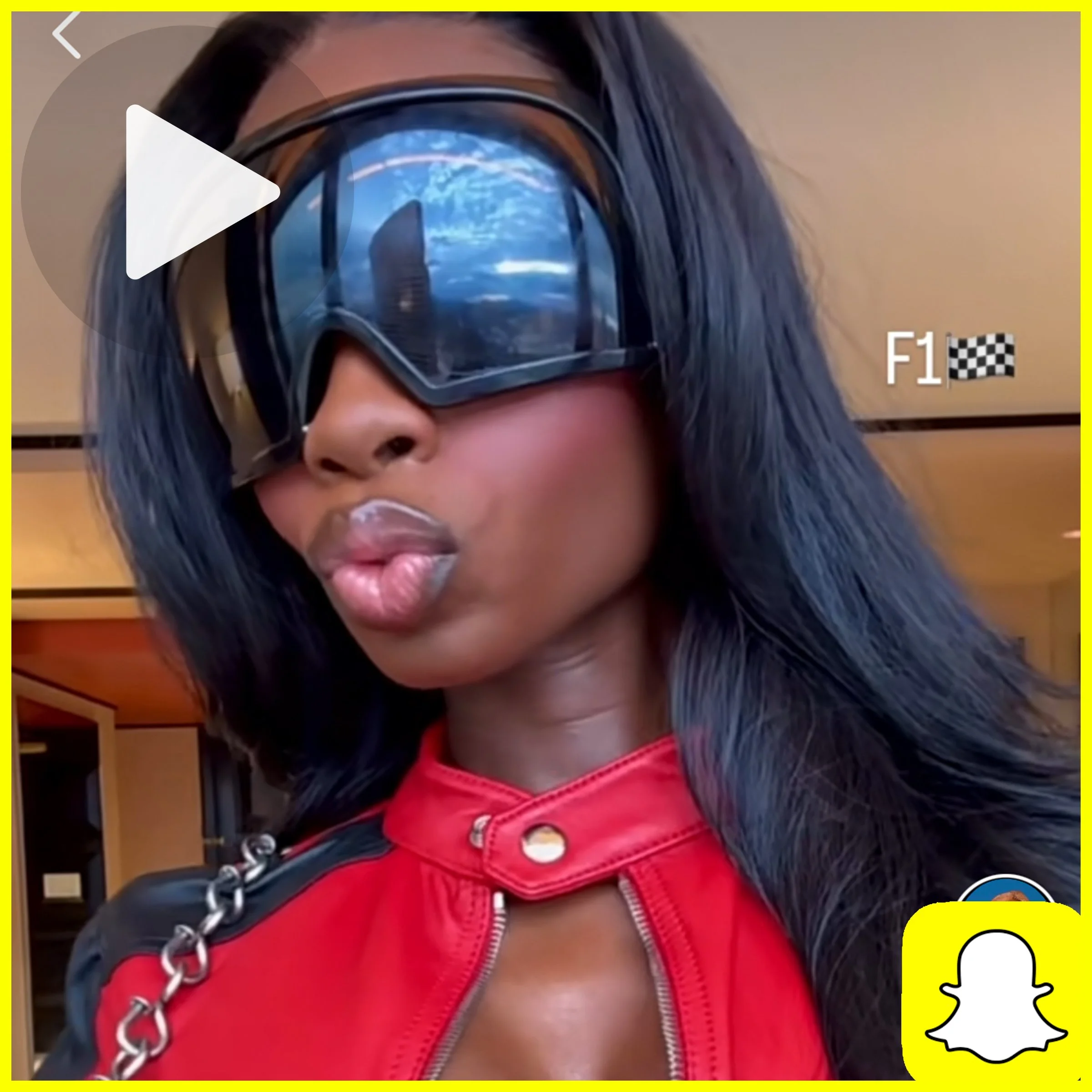 Snapchat: Nov 22, 2025