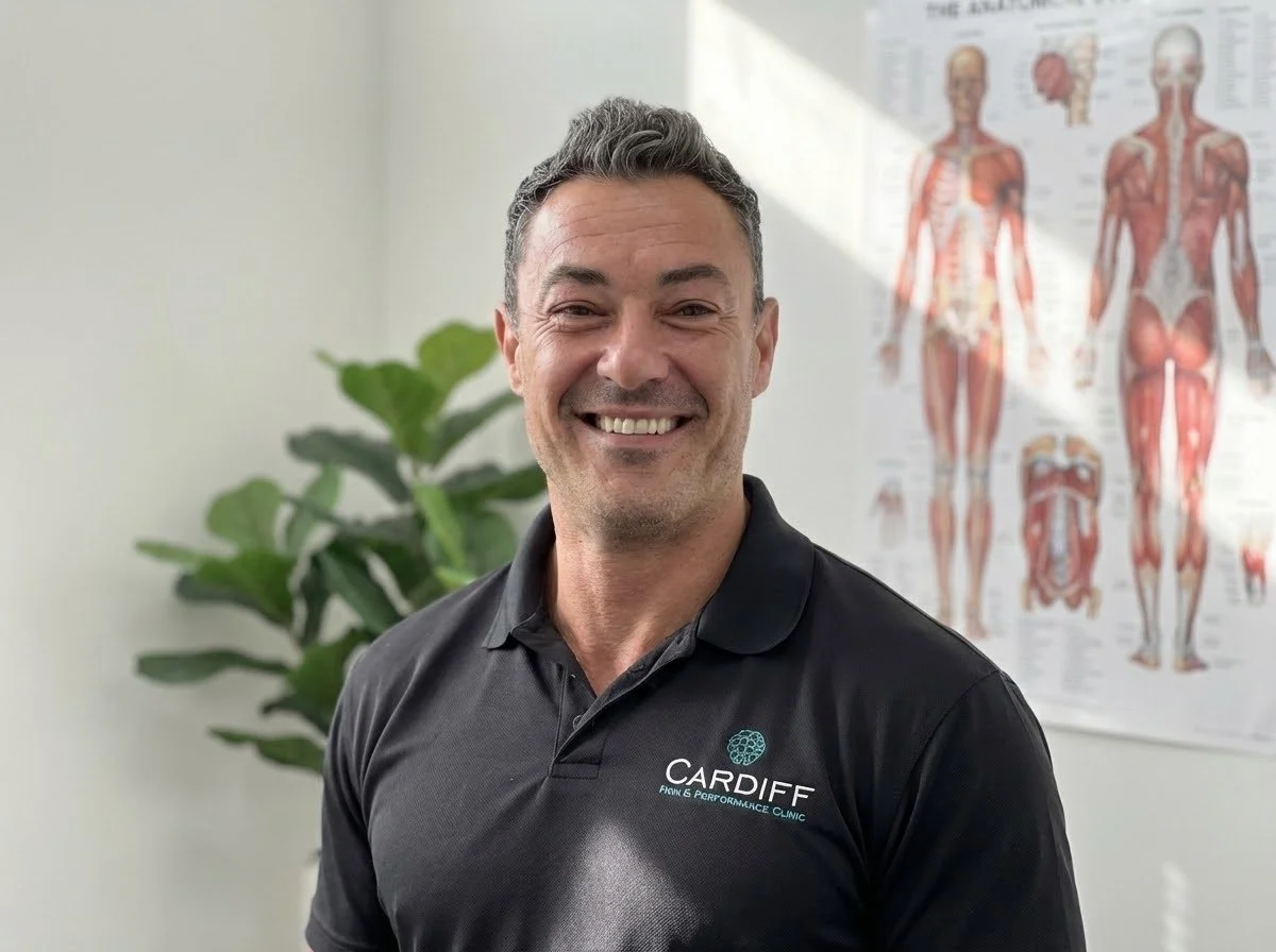 Stephen Osborne - Chiropractor, P-DTR® Instructor Neuroaxis Deutschland Masterclasses, Cardiff Pain & Performance Clinic, Certified Proficiency Provider, Internationaler Dozent für P-DTR