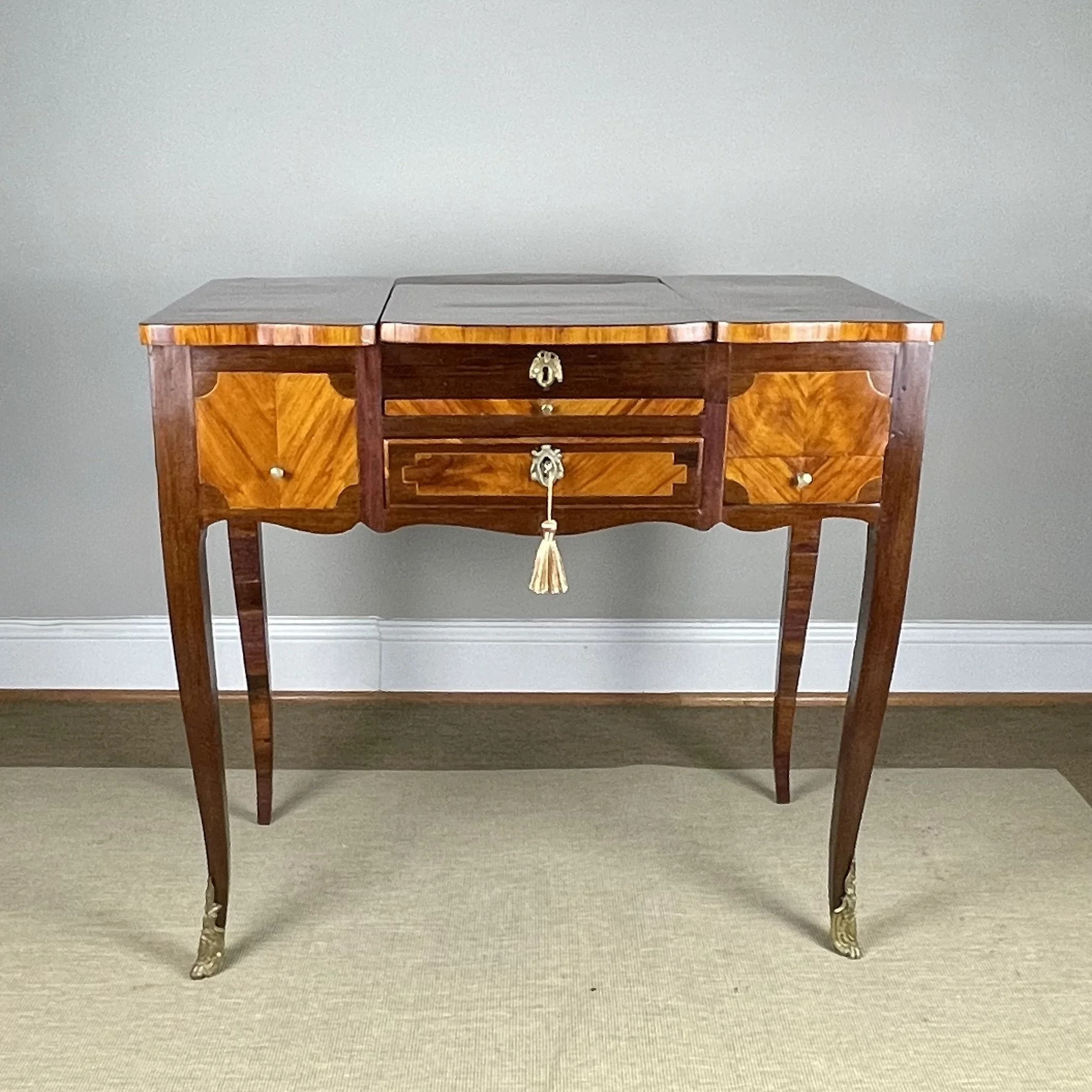 Louis XV/XVI Period Coiffeuse in Amaranth and Tulipwood, by Pierre Plée, Paris, c. 1770
