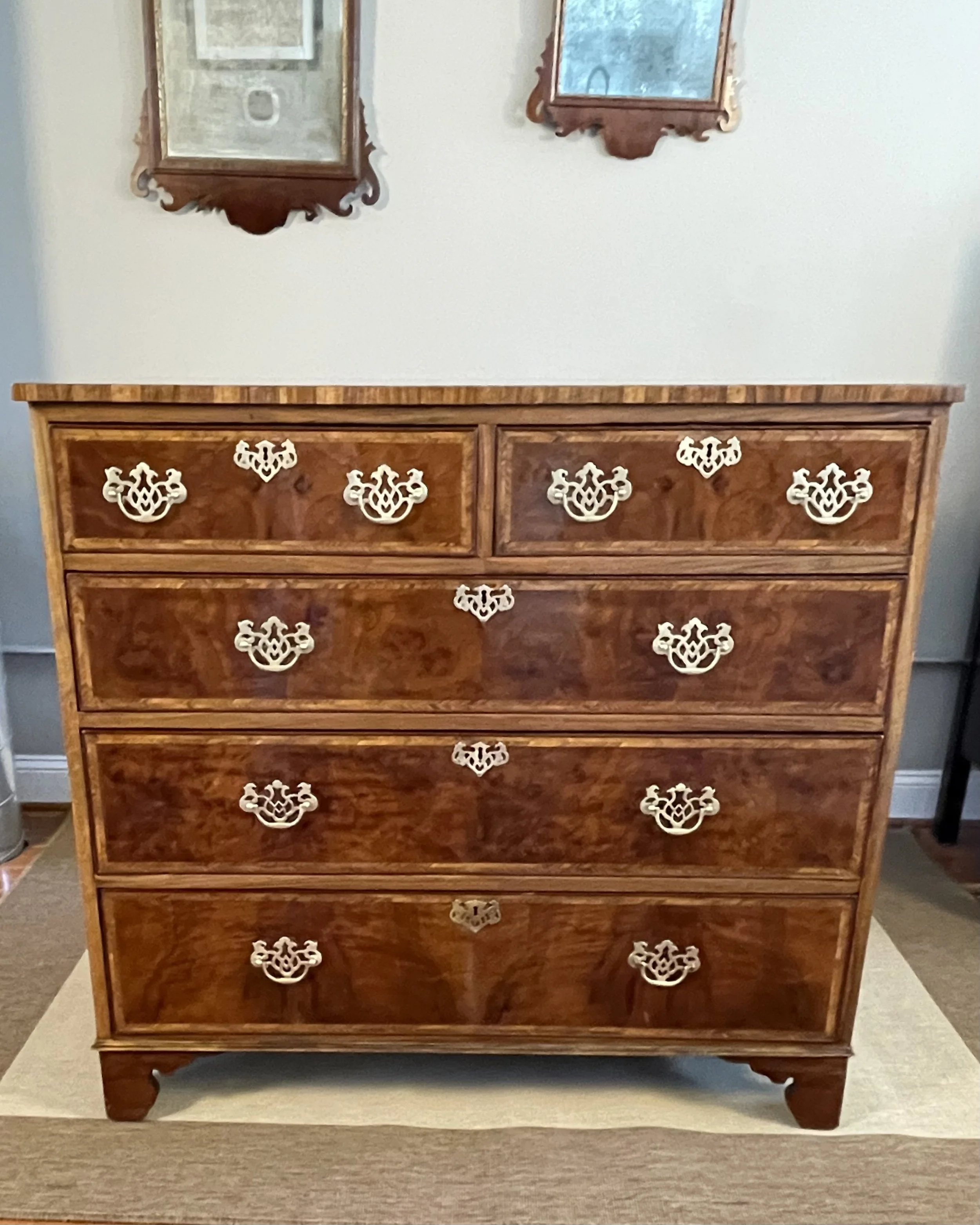 English Burl Walnut Chest of Drawers, Queen Anne to Early Georgian, c. 1740–1760