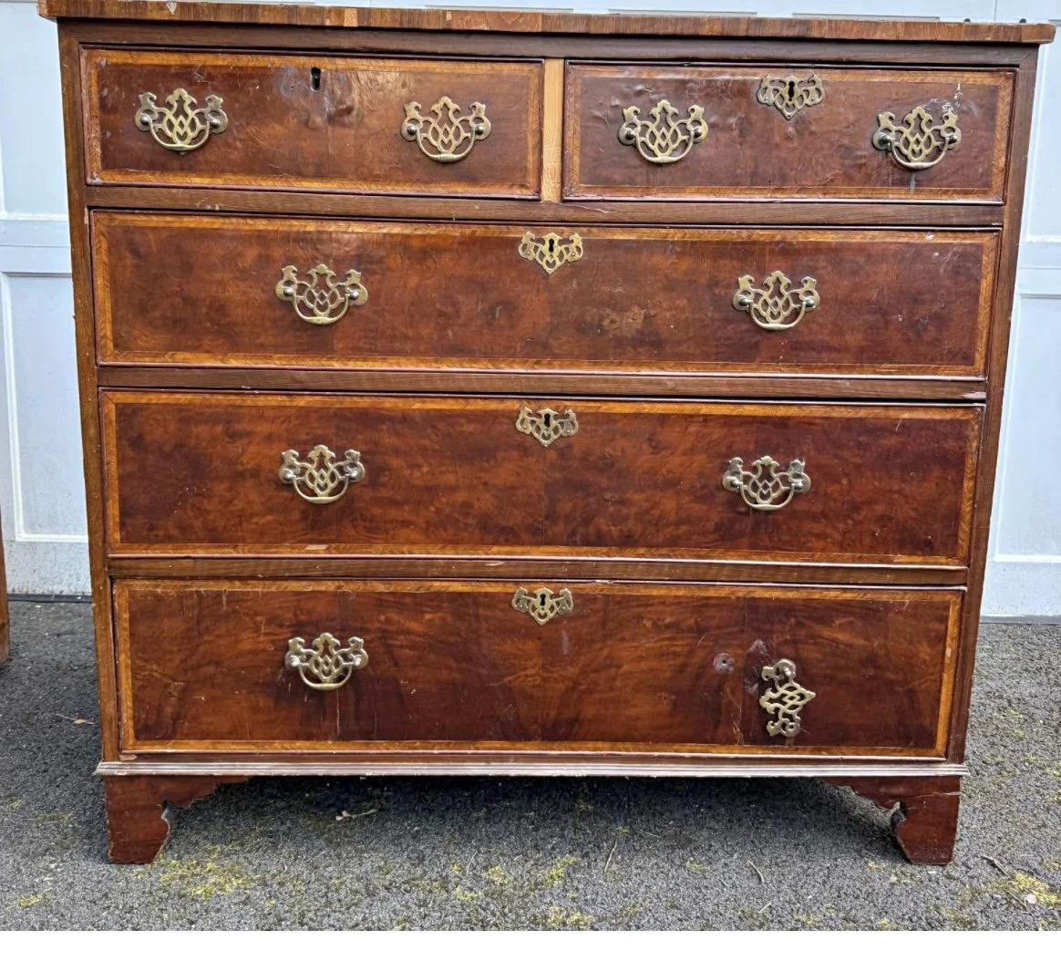 George II burr walnut and rosewood chest of drawers c.1740-60.