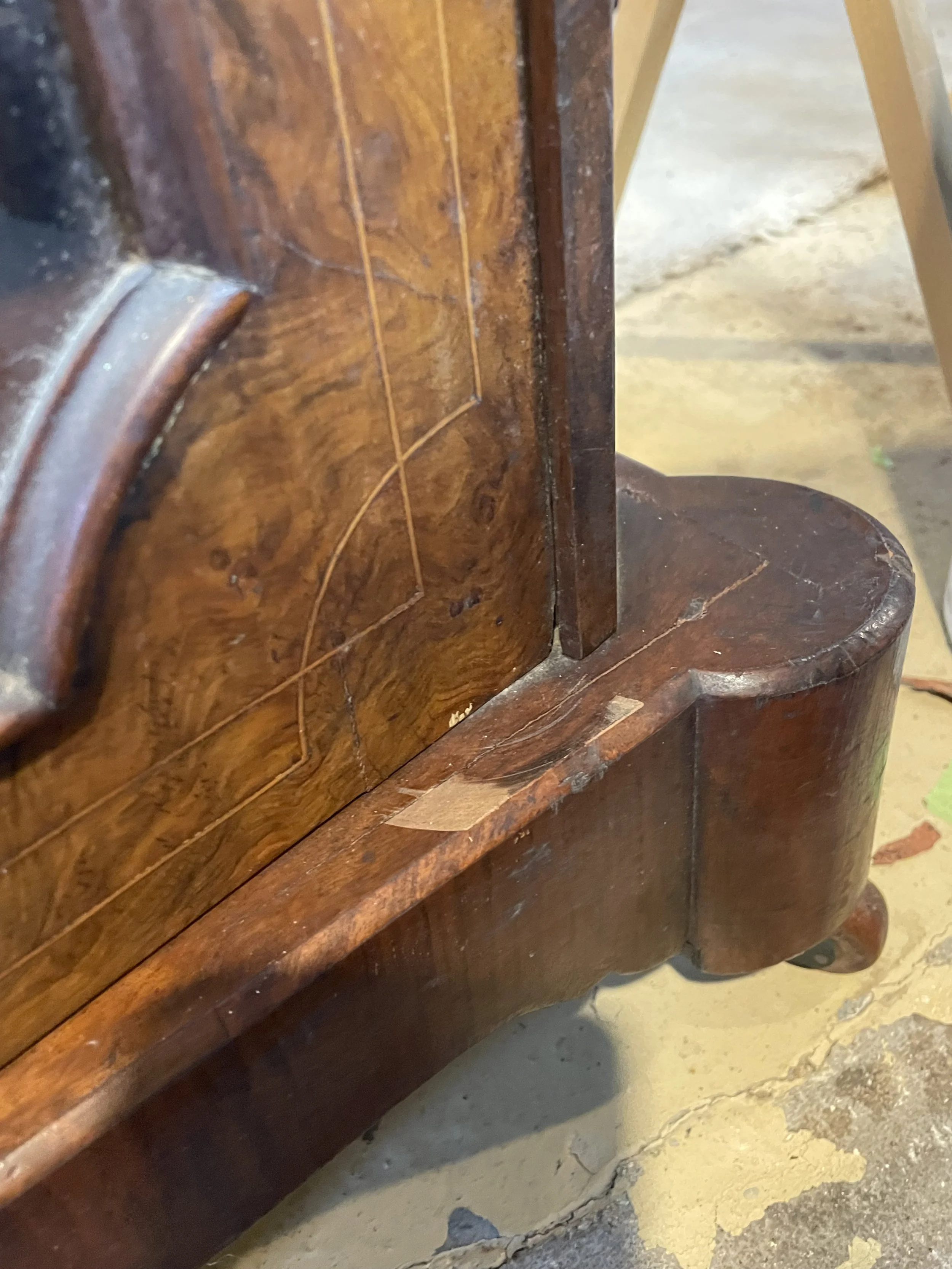 Rubbing from the door. Discovered a missing screw to the hinge. Replacing it solved this issue. 