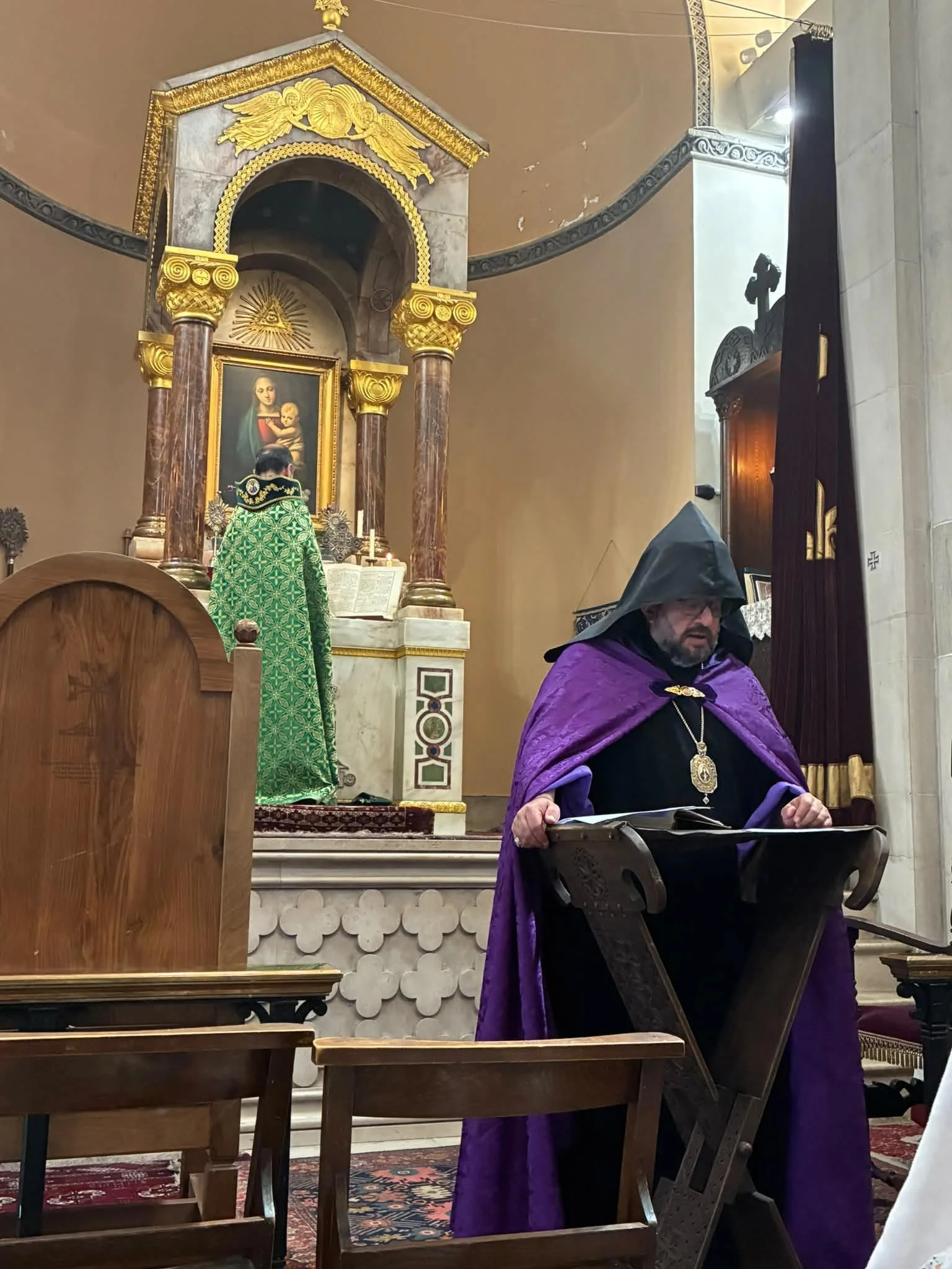 Bishop Hovakim Preaches on the Healing of the Hardened Heart at St Sarkis Church