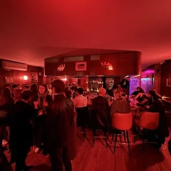 Late-Night Bar Snack Delivery