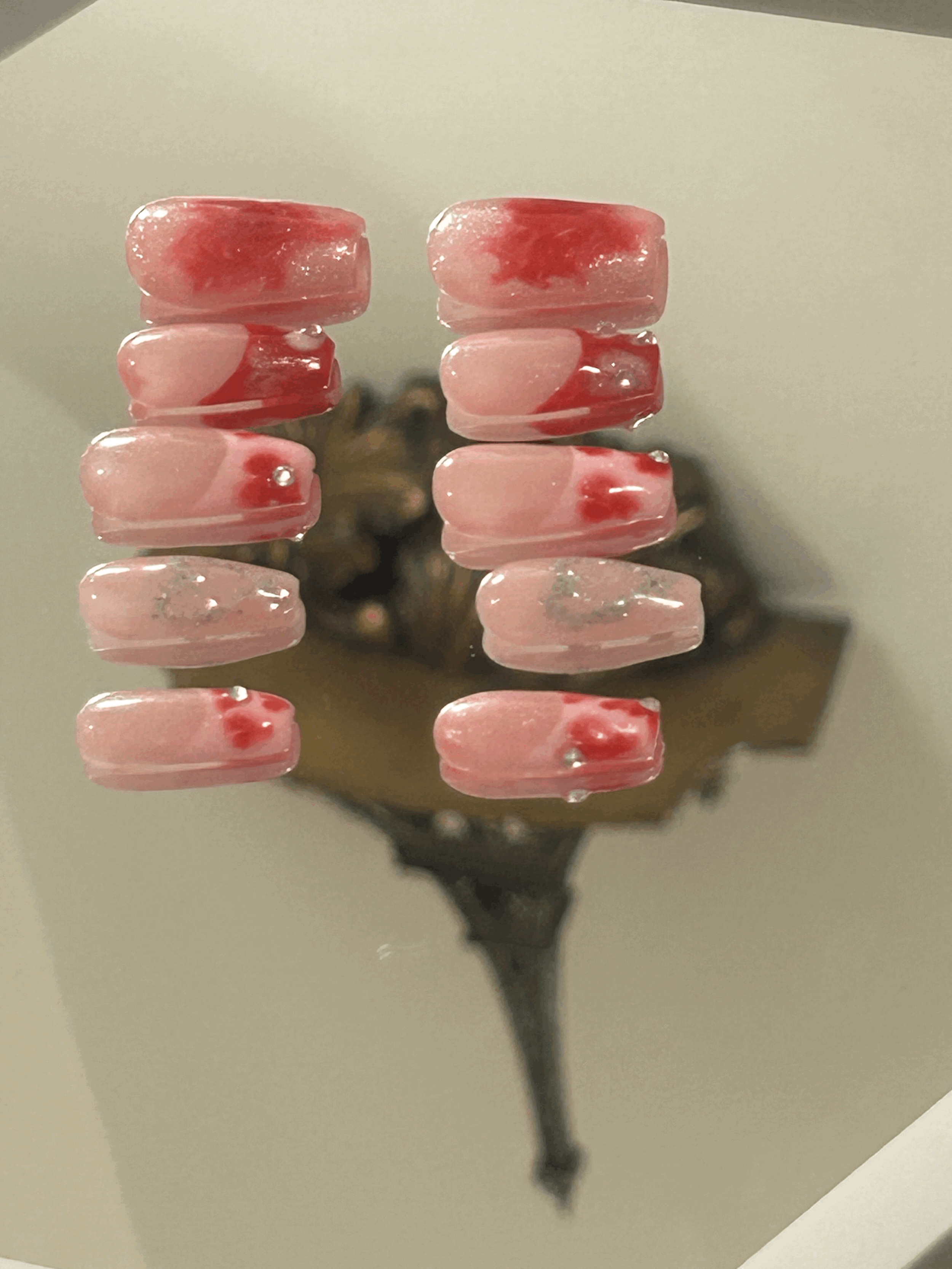 BLOOMING HEART NAILS