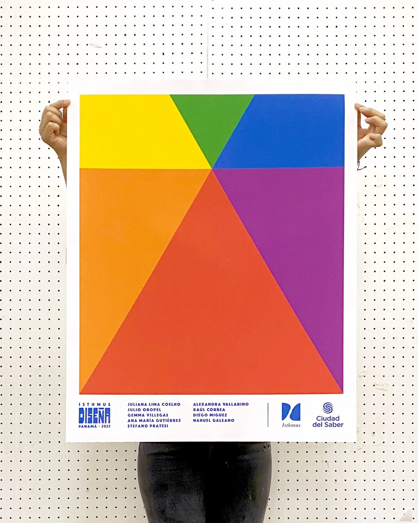 Inspirados en el prisma de color de Johannes Ittem trabajamos parte de la identidad de la conferencia internacional.

ISTHMUS DISE&Ntilde;A 2025

@escuelaisthmus