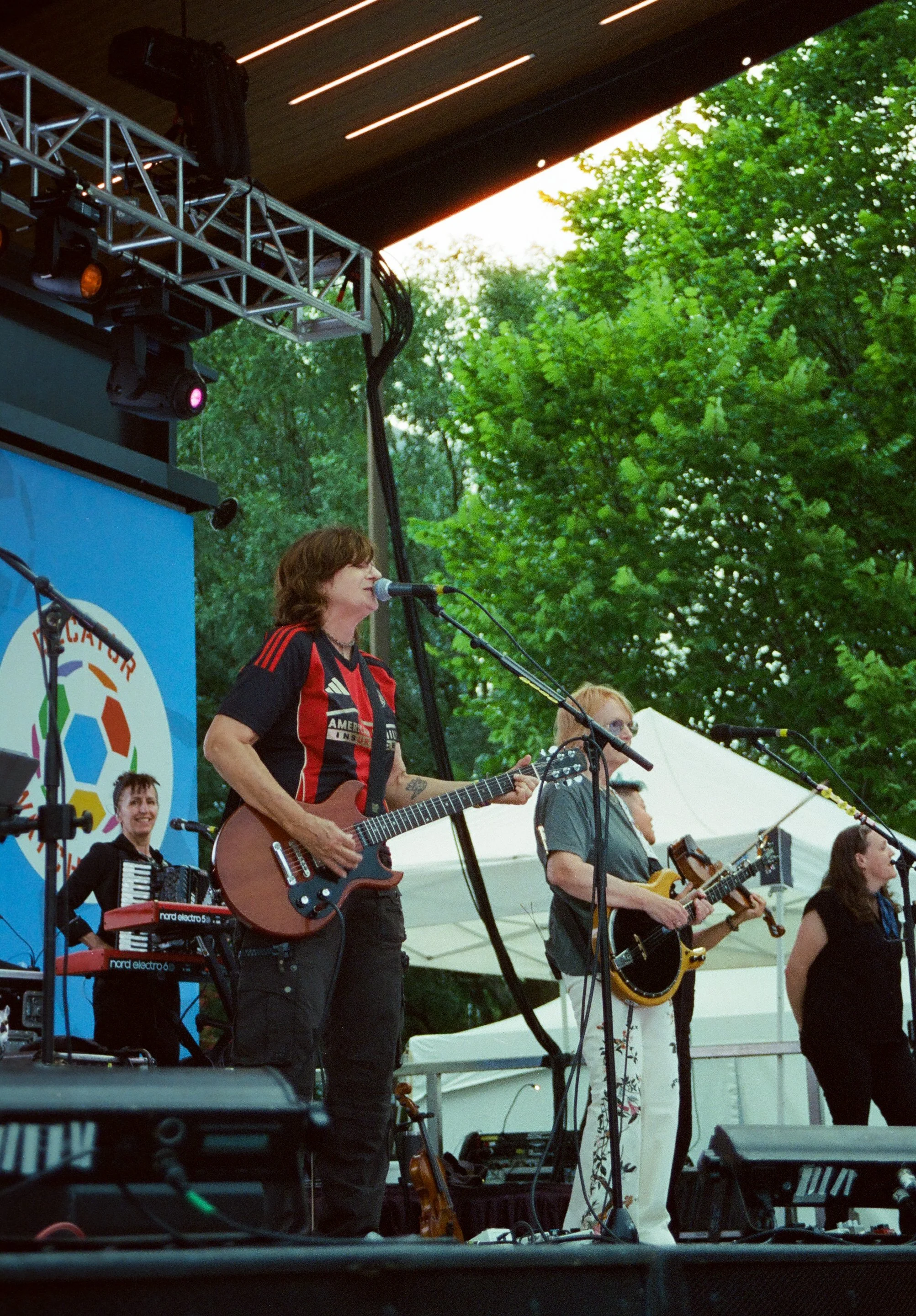 indigogirls-watchfest-071926-13.JPG