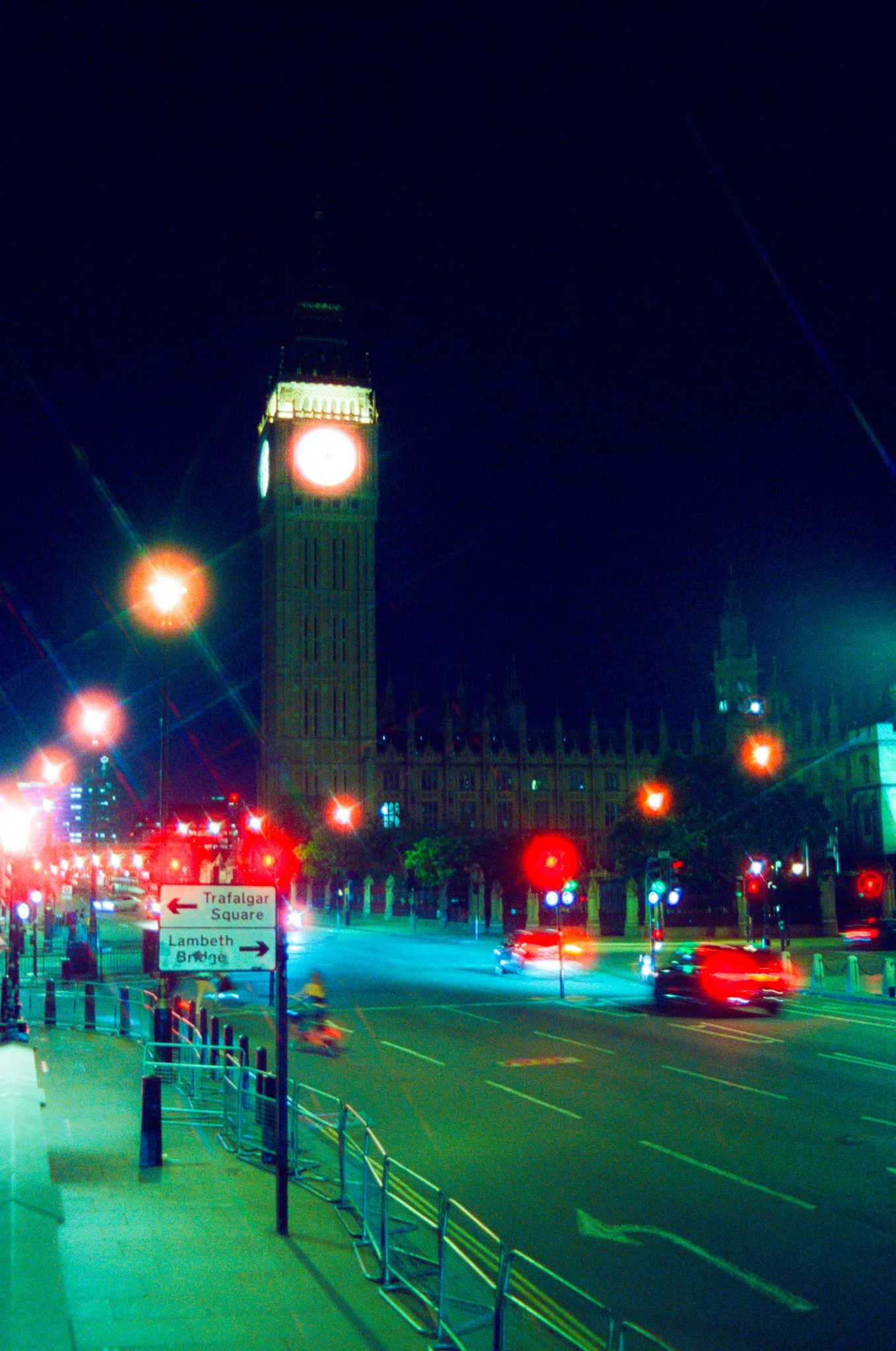 000097200033-2.jpg