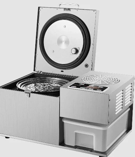 Distillation machine for hydrosol and herbal infusions