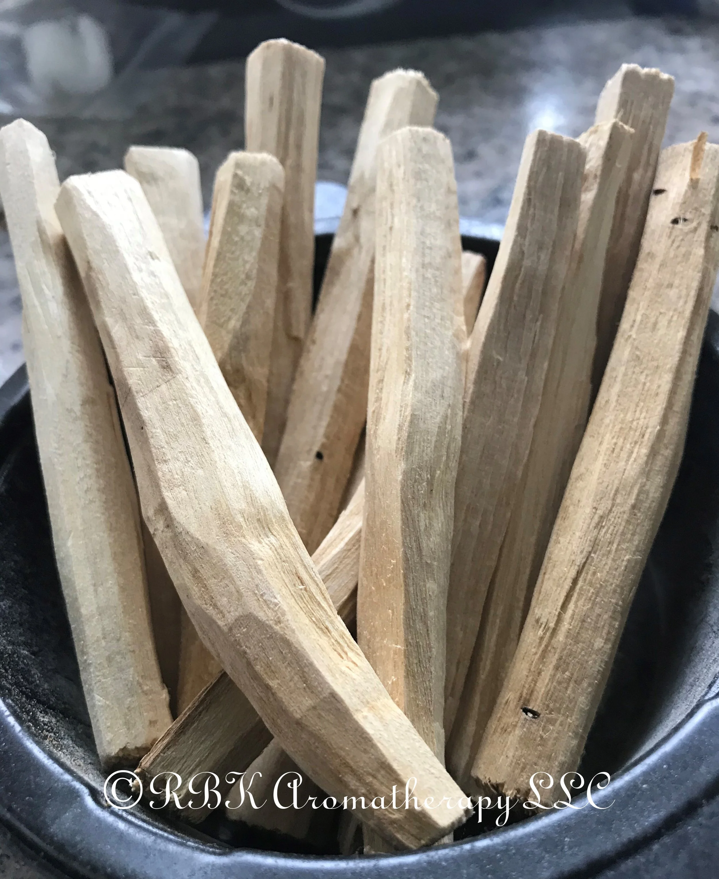 Palo Santo Sticks (Bursera Graveolens) - Equador