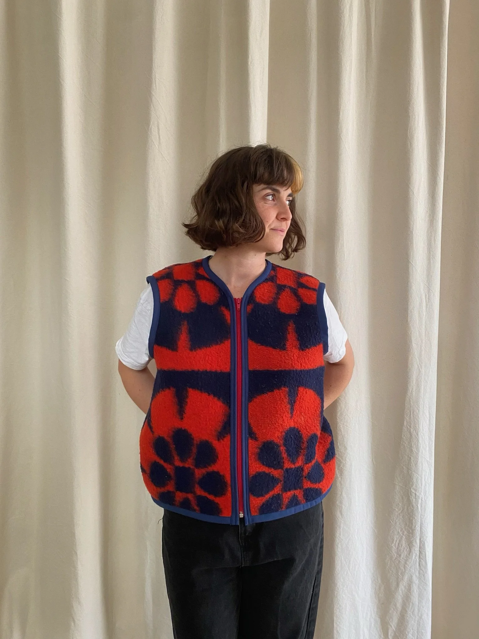 Gilet sans manche - rouge et bleu marine