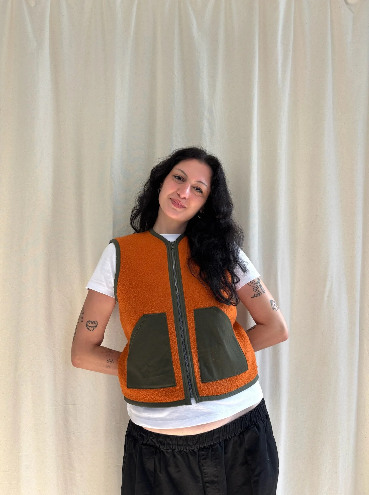 Gilet sans manche - orange avec poches kaki