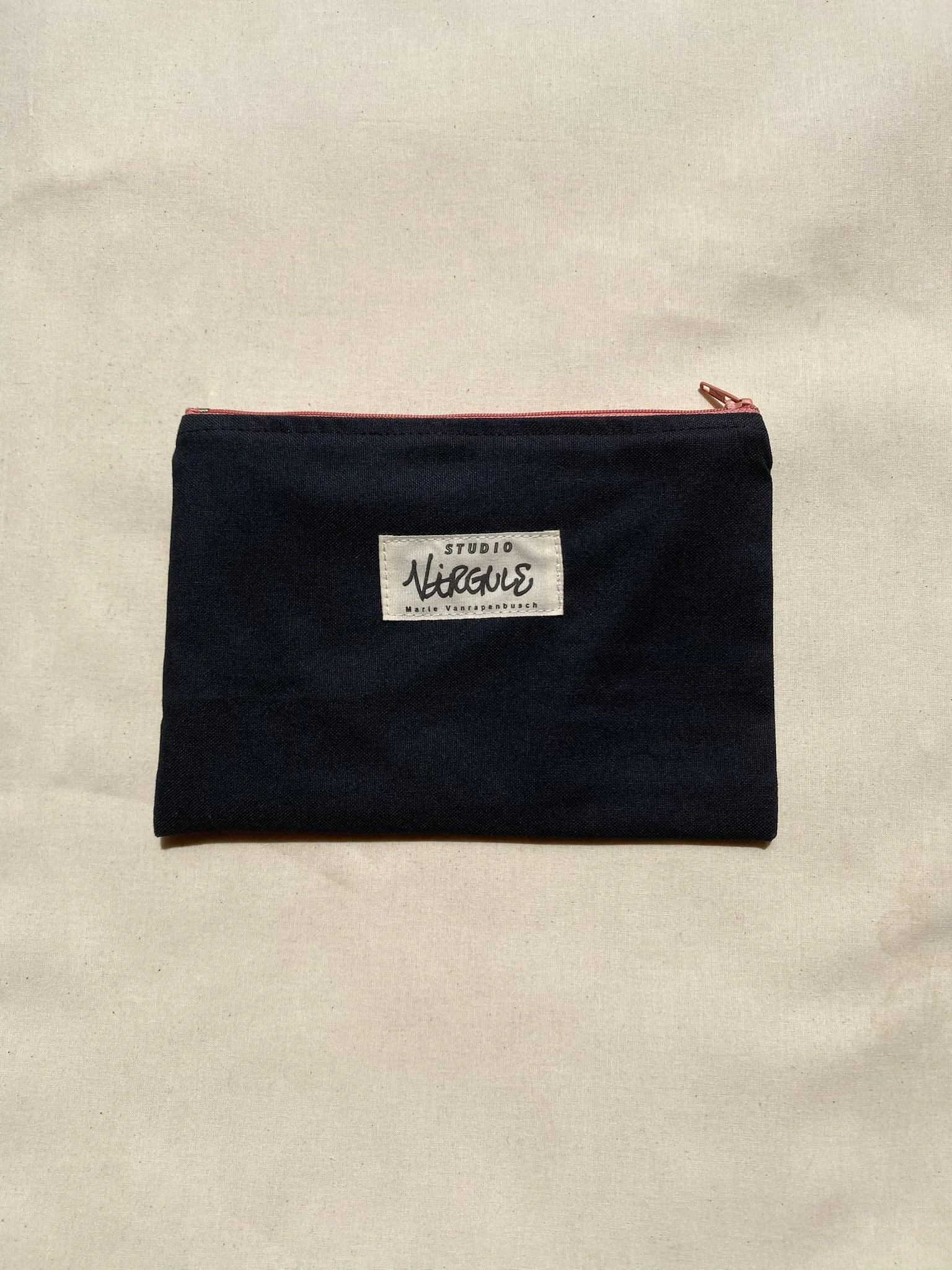 Pochette noire