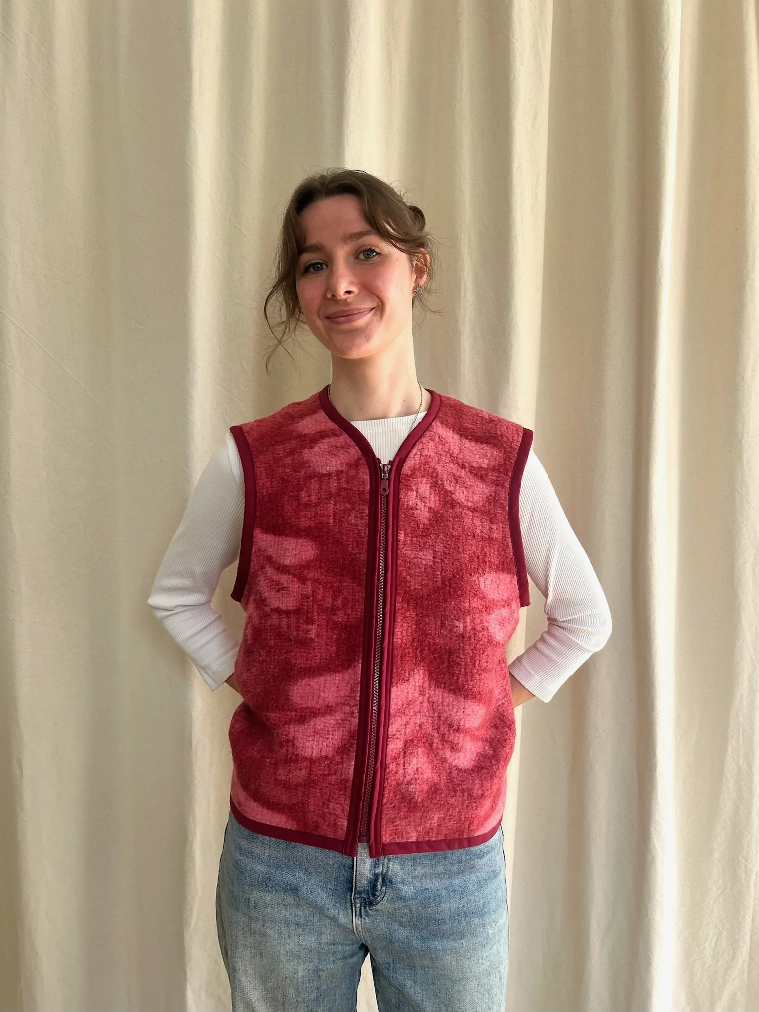 Gilet sans manche - rose à motifs 2