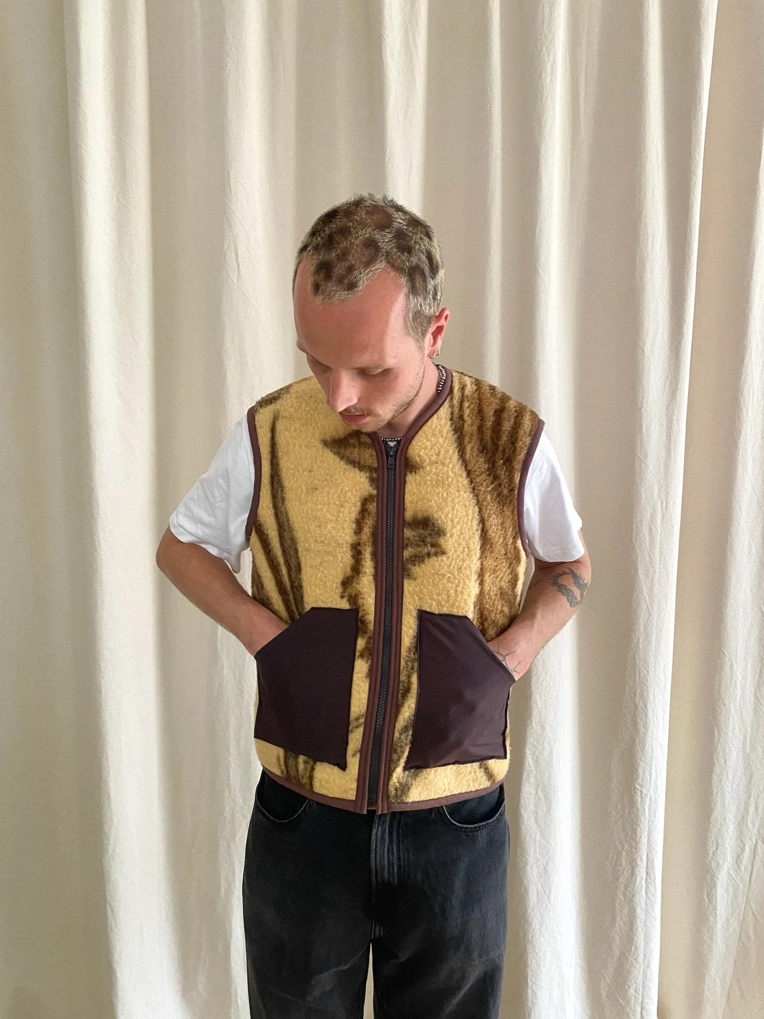Gilet sans manche - tigre beige/brun avec poches