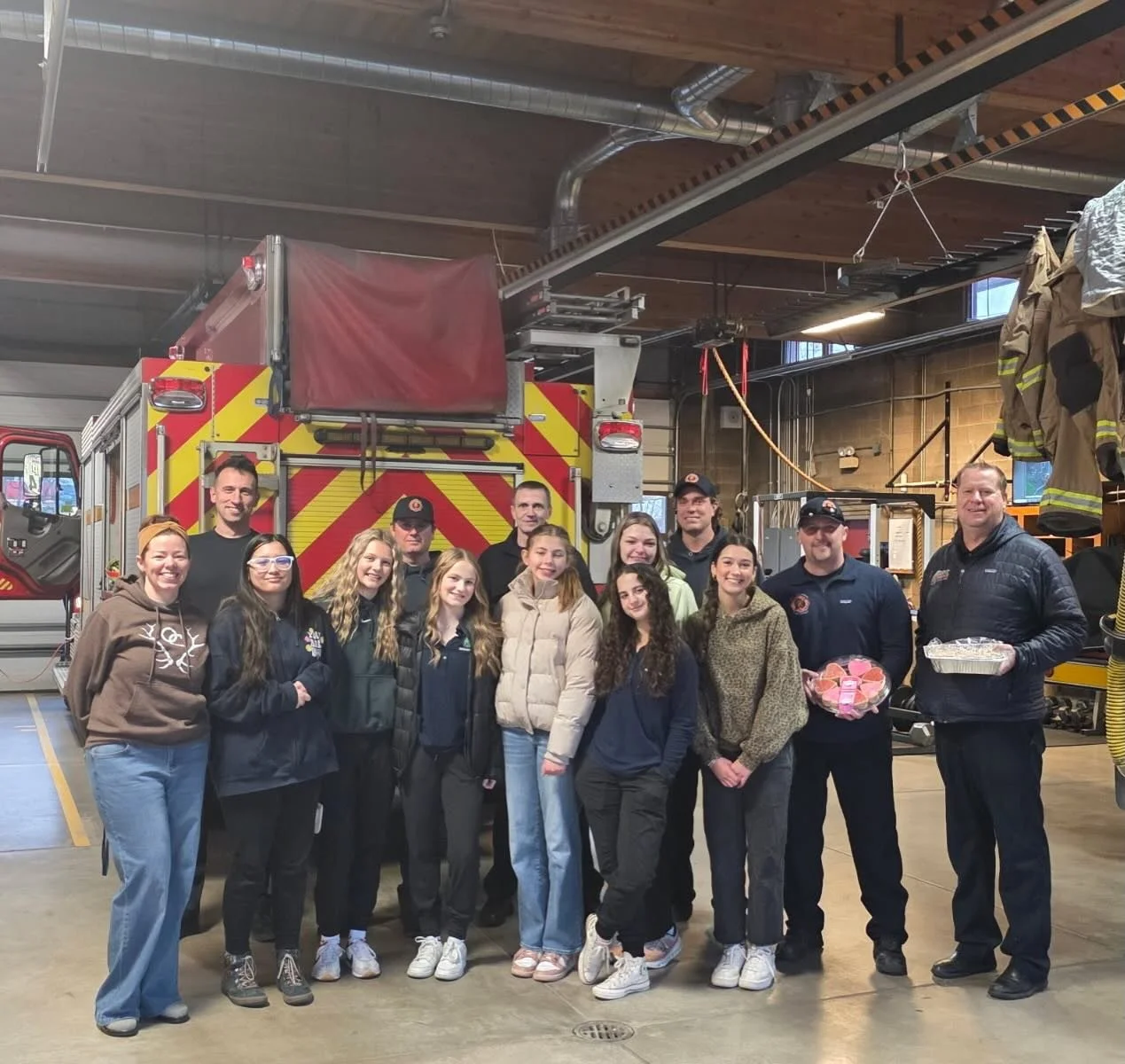Thank you for the visit and the treats! @valleychristianmt #mrfd #missoularuralfirefighters
