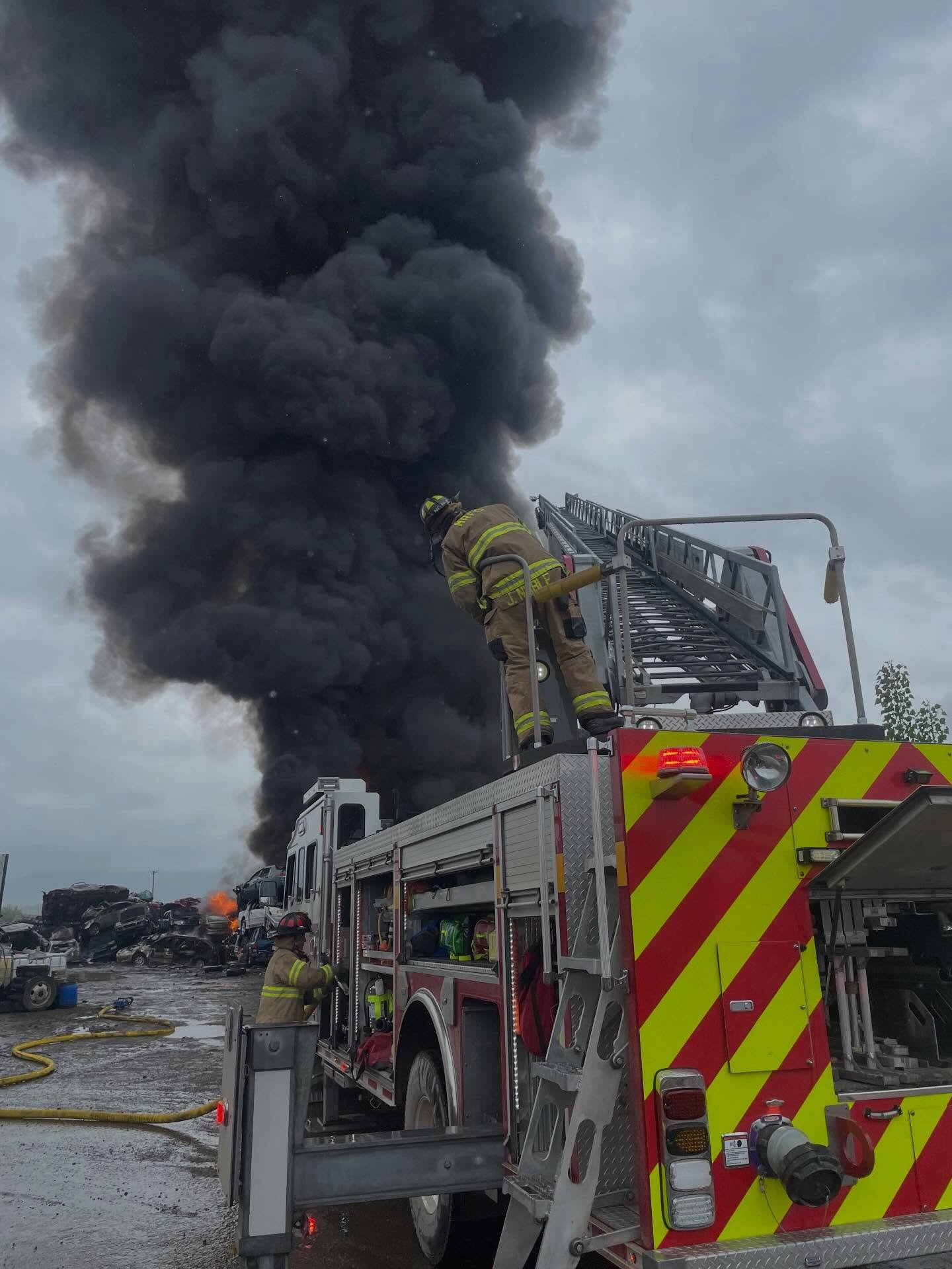 Multiple agencies worked together to extinguish more than 100 vehicles on fire last week. Firefighters from around the region assisted Missoula Rural Firefighters in delivering more than 240,000 gallons of water!