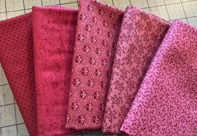 Pink Fat Quarter Fabric Bundle