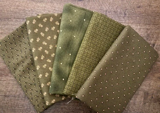 Olive Gren Fat Quarter Fabric Bundle