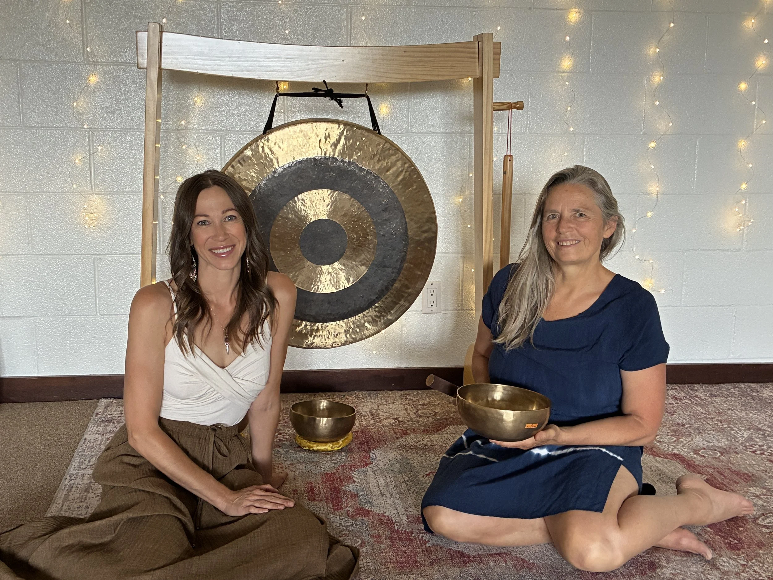Reiki and Sound with Aiyana and Sierra 