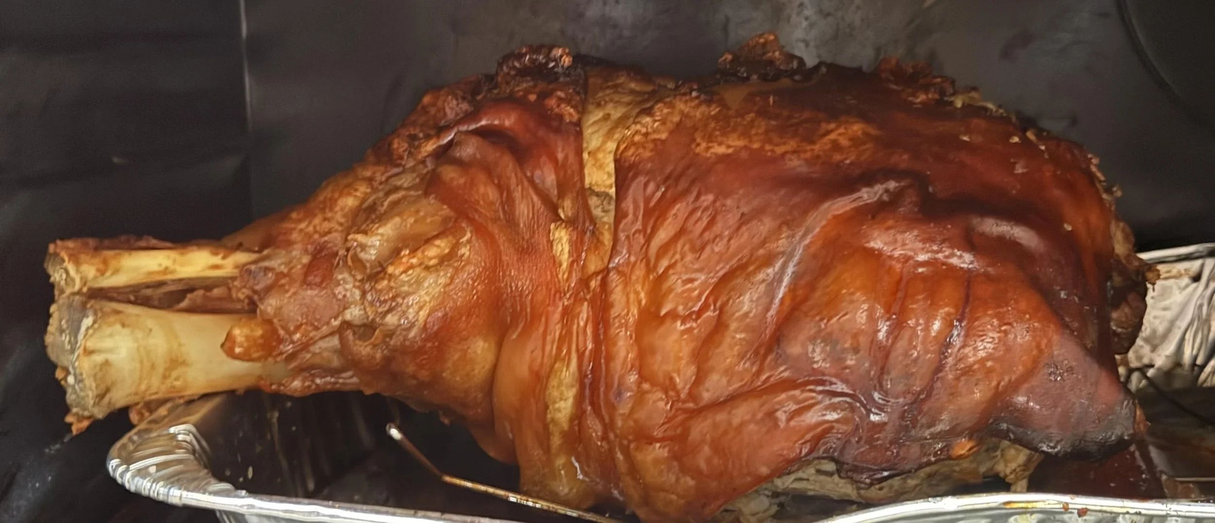 Pierna de puerco asada.jpg