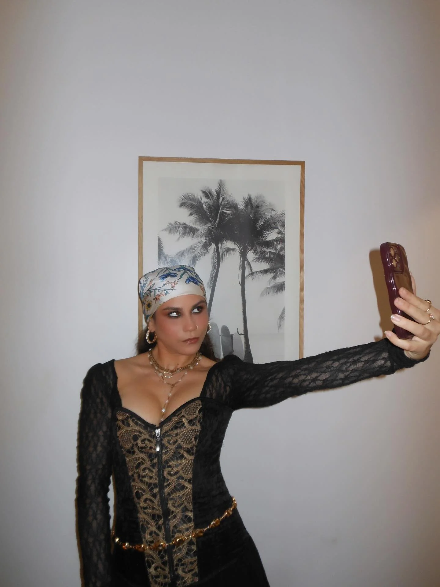 Sexy Jack Sparrow vibes for @aly_klein Halloween festivities🏴&zwj;☠️👻

side note people forget how iconic this song is 🪝