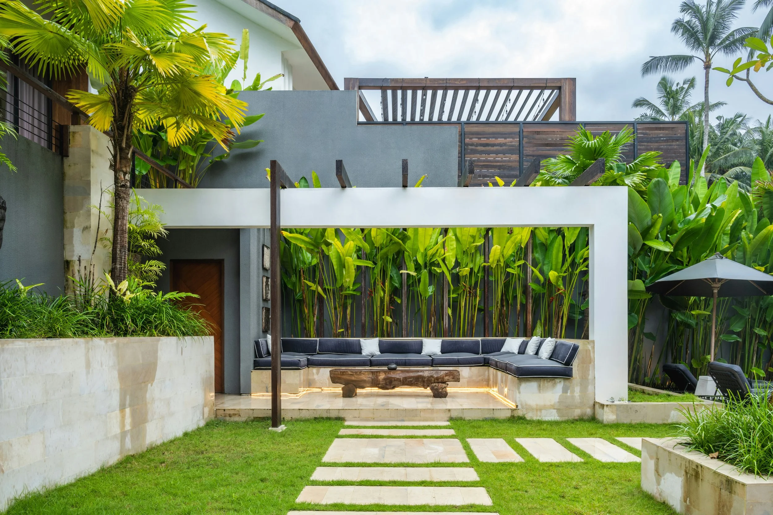 Trends Shaping Modern Outdoor Design