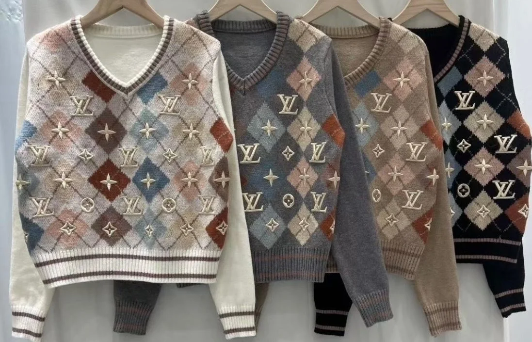 Woman's Louis Vuitton Sweater