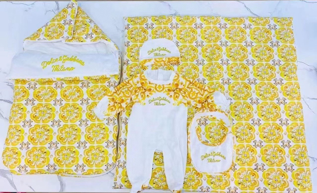 Yellow Dolce and Gabbana Milano Infant Set.png