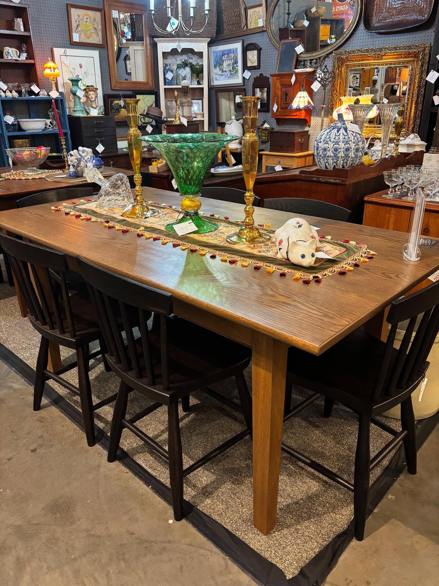 Reset on my booth in @gaslamptoo  #T236 on College Street in the Gaslamptoo building. All dealer booths are on Road names.