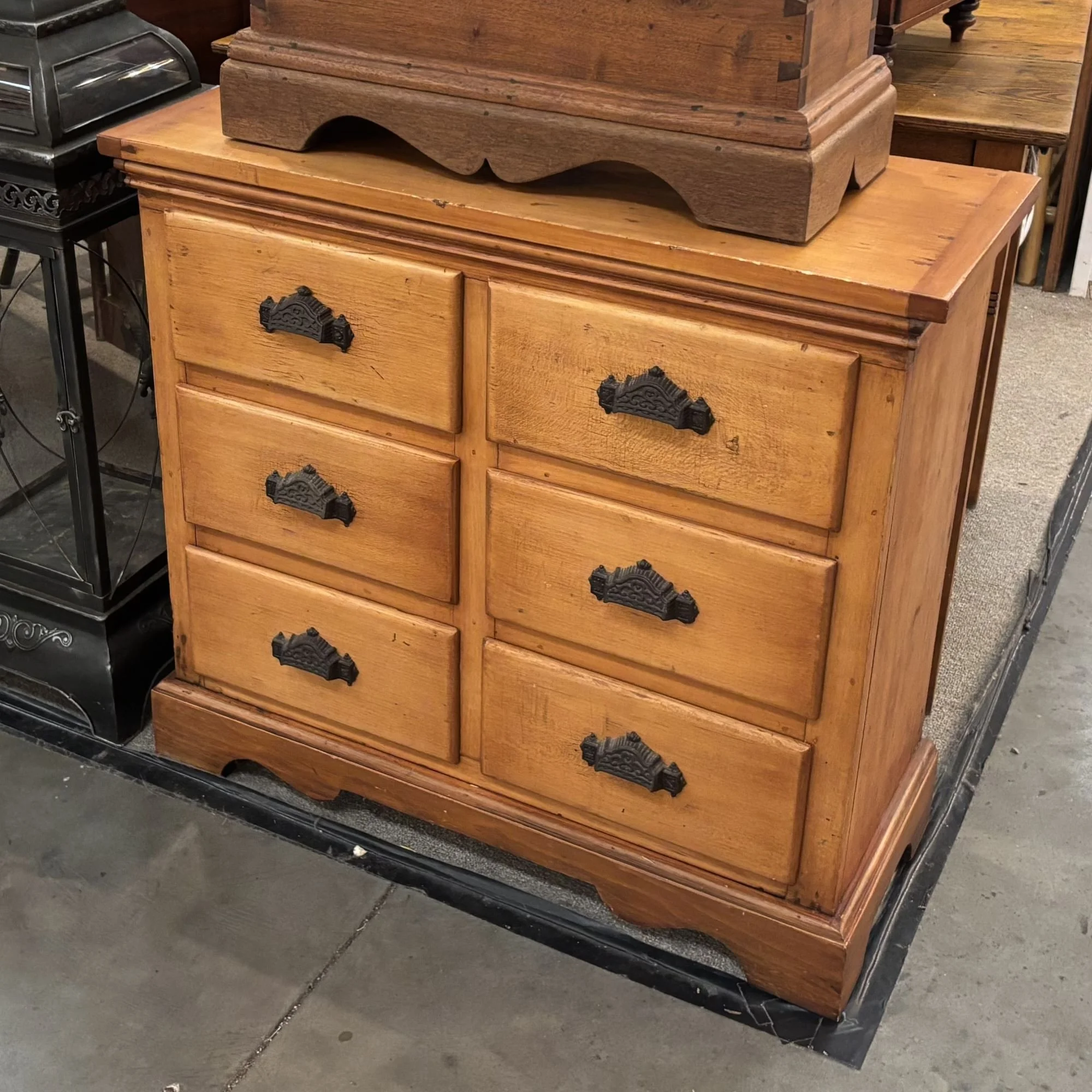 cottage pine chest of drawers