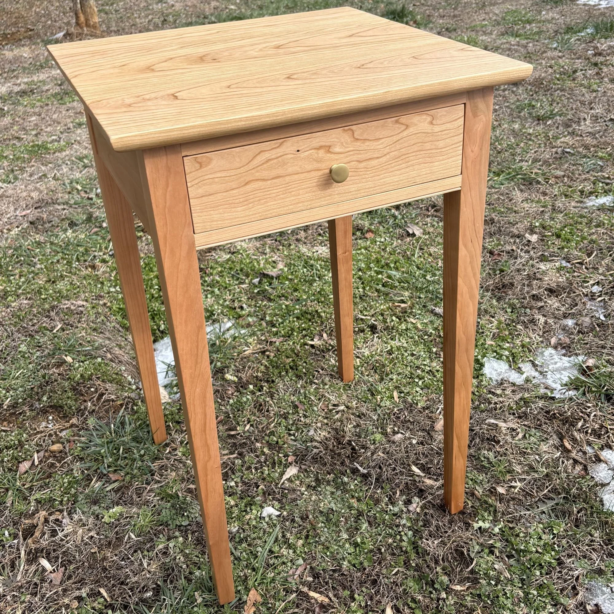 shaker side table cherry natural finish