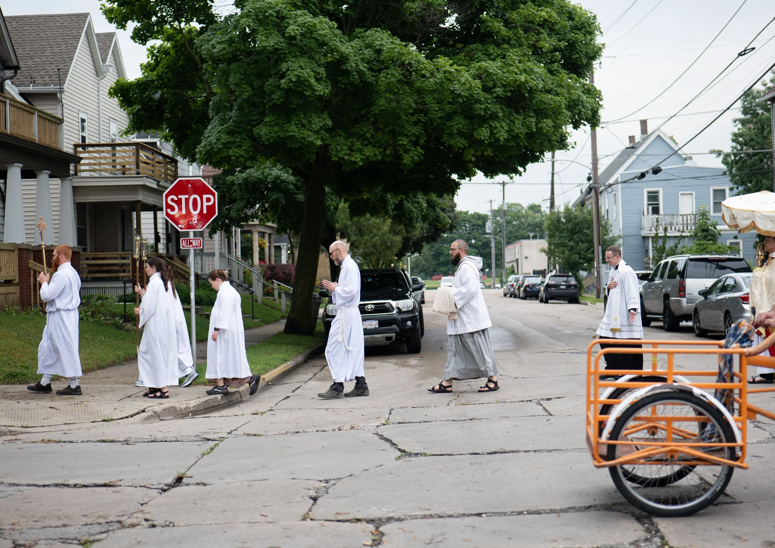 Riverwest Eucharistic Procession - Photo 10.jpg
