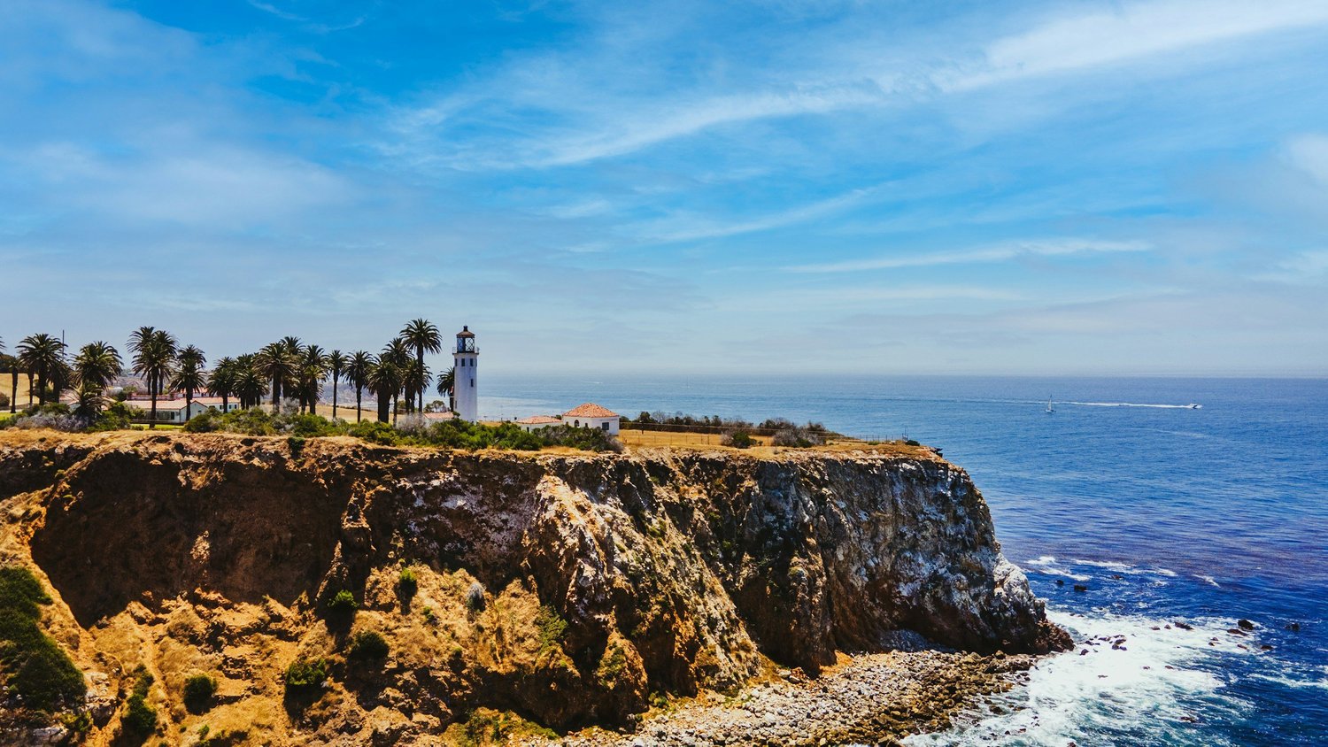 Point Vicente lighthouse and the Palos Verdes coastline