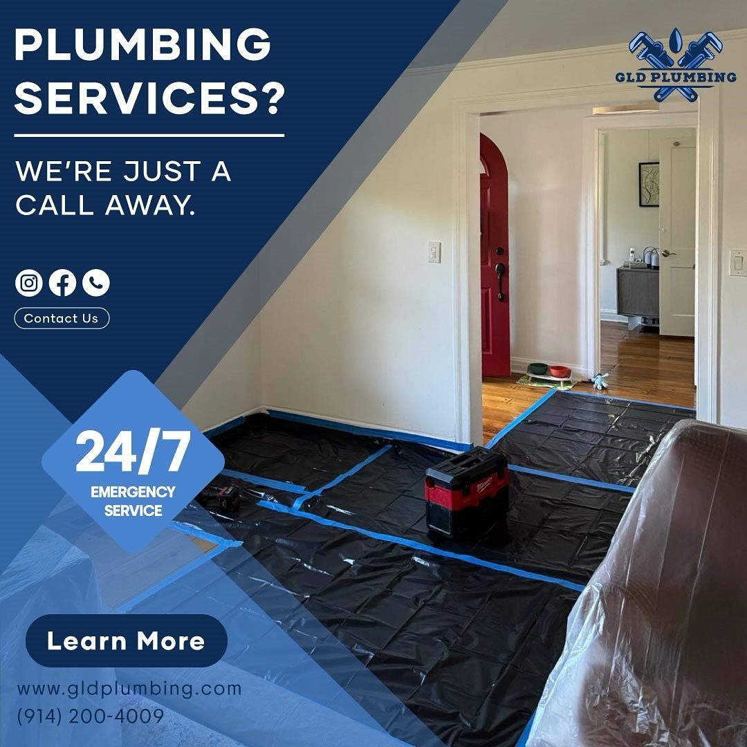 &bull;Lead bend toilet elbow leaking &ndash; replaced with a new cast iron elbow and flange
&bull;Build trust, one leak at a time.

#GLDPlumbing #ToiletRepair #CastIron