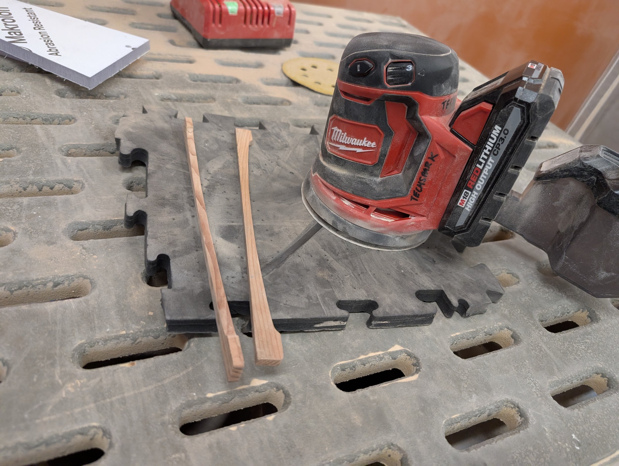 wenge_redwood_box_20260412_165257238.jpg