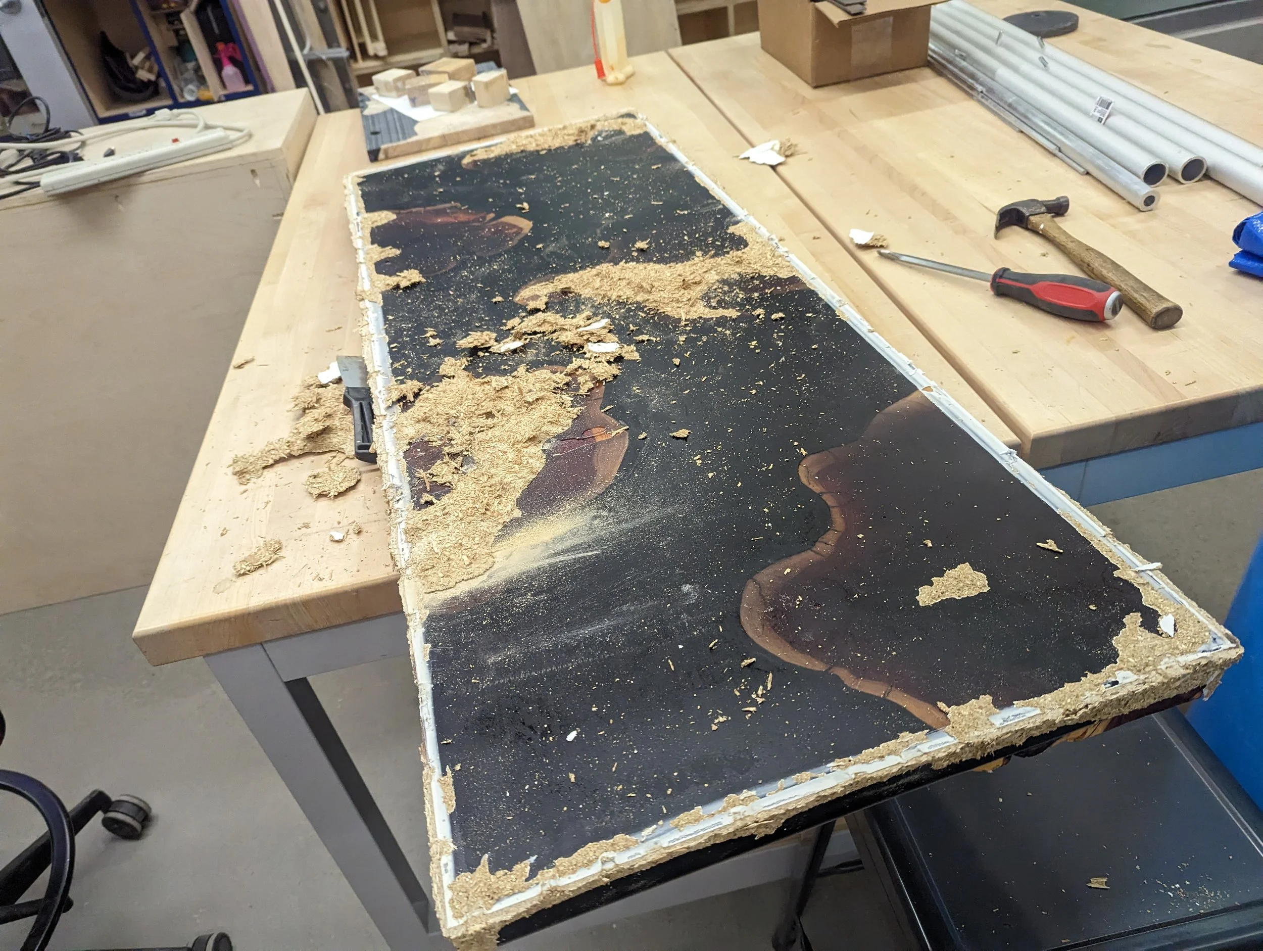 epoxy_coffee_table_20230510_015338437.MP.jpg