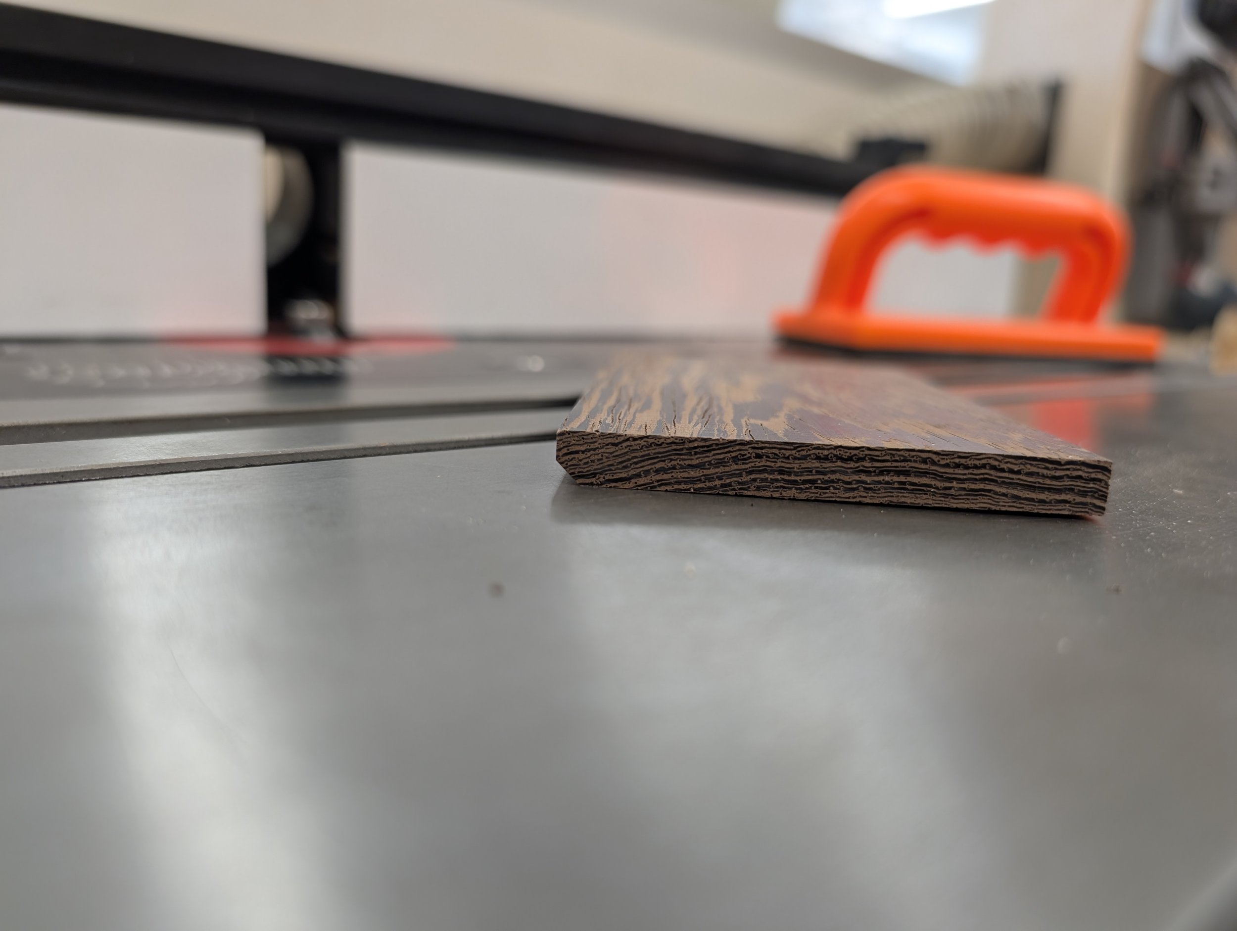wenge_redwood_box_20260328_181553423.jpg