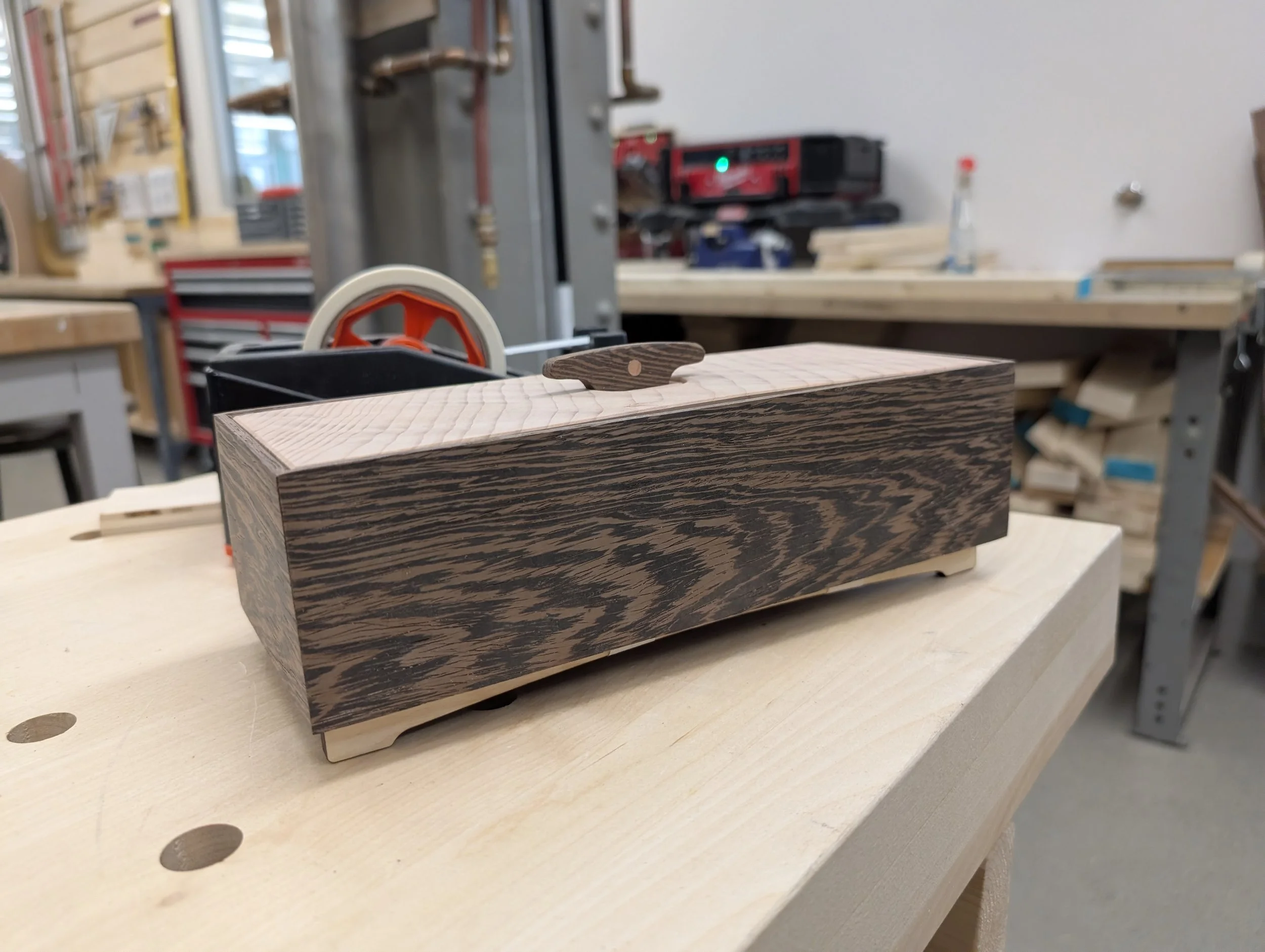 wenge_redwood_box_20260412_162602717.MP.jpg